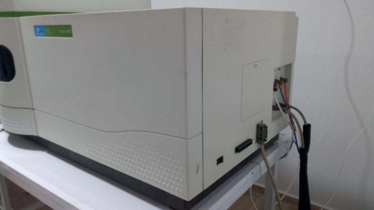 Photo Used PERKIN ELMER Optima 8000 For Sale