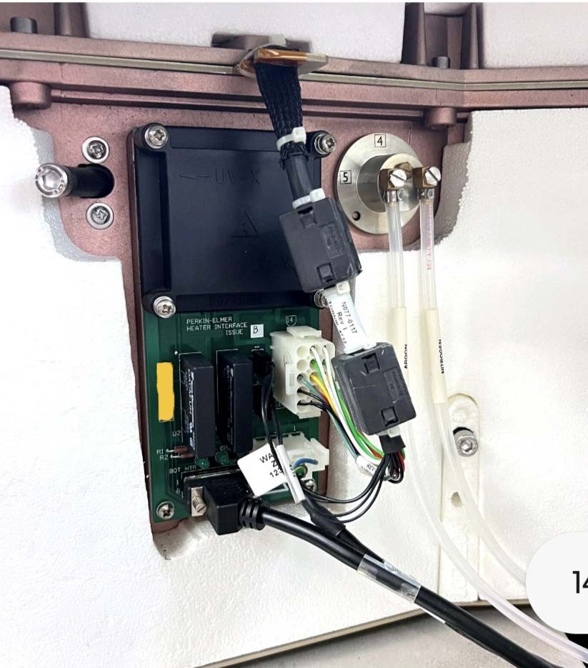 사진 사용됨 PERKIN ELMER Optima 8300 판매용