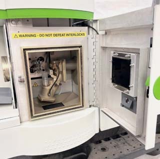 사진 사용됨 PERKIN ELMER Optima 8300 판매용