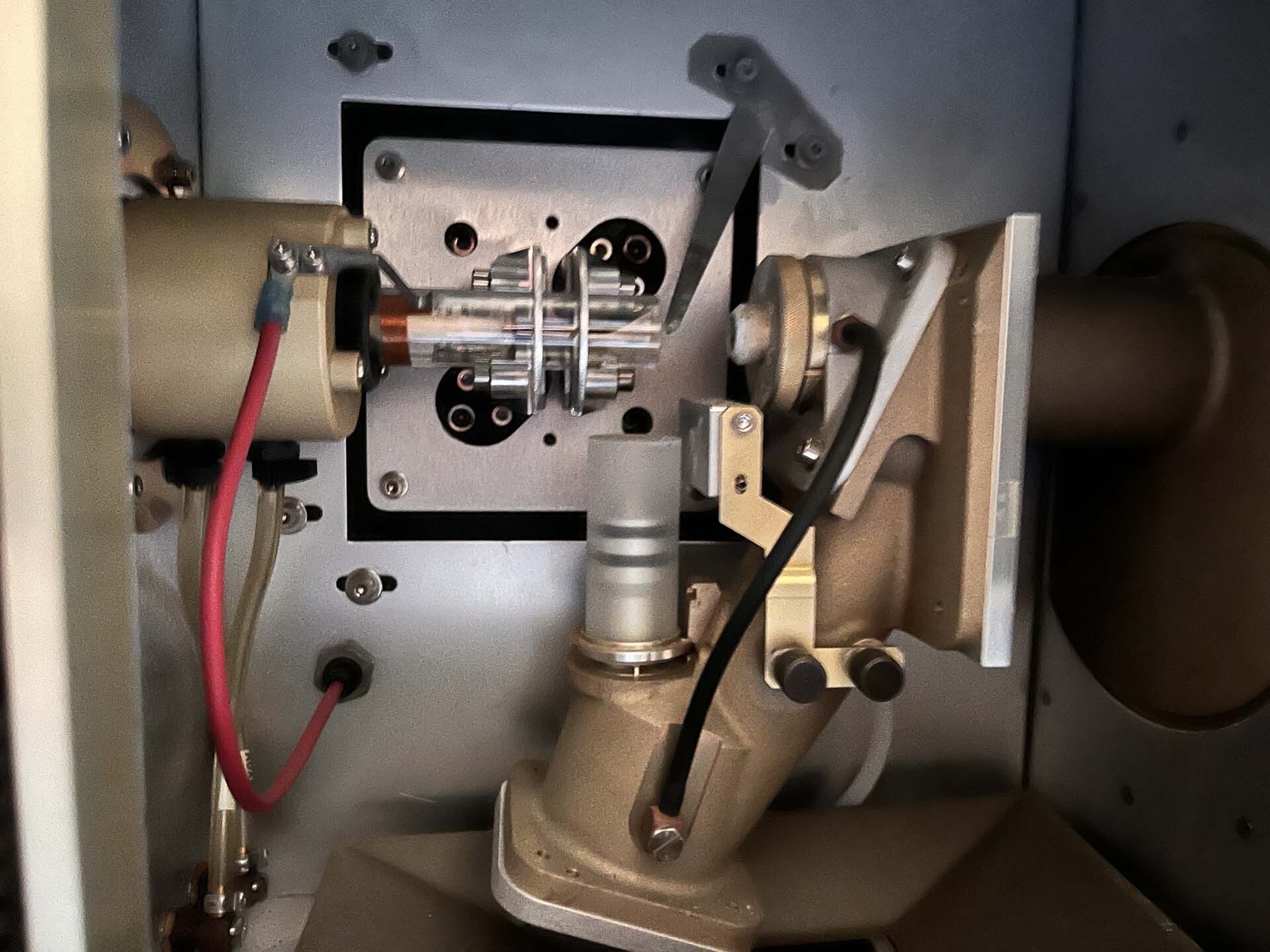 图为 已使用的 PERKIN ELMER Optima 8300 待售