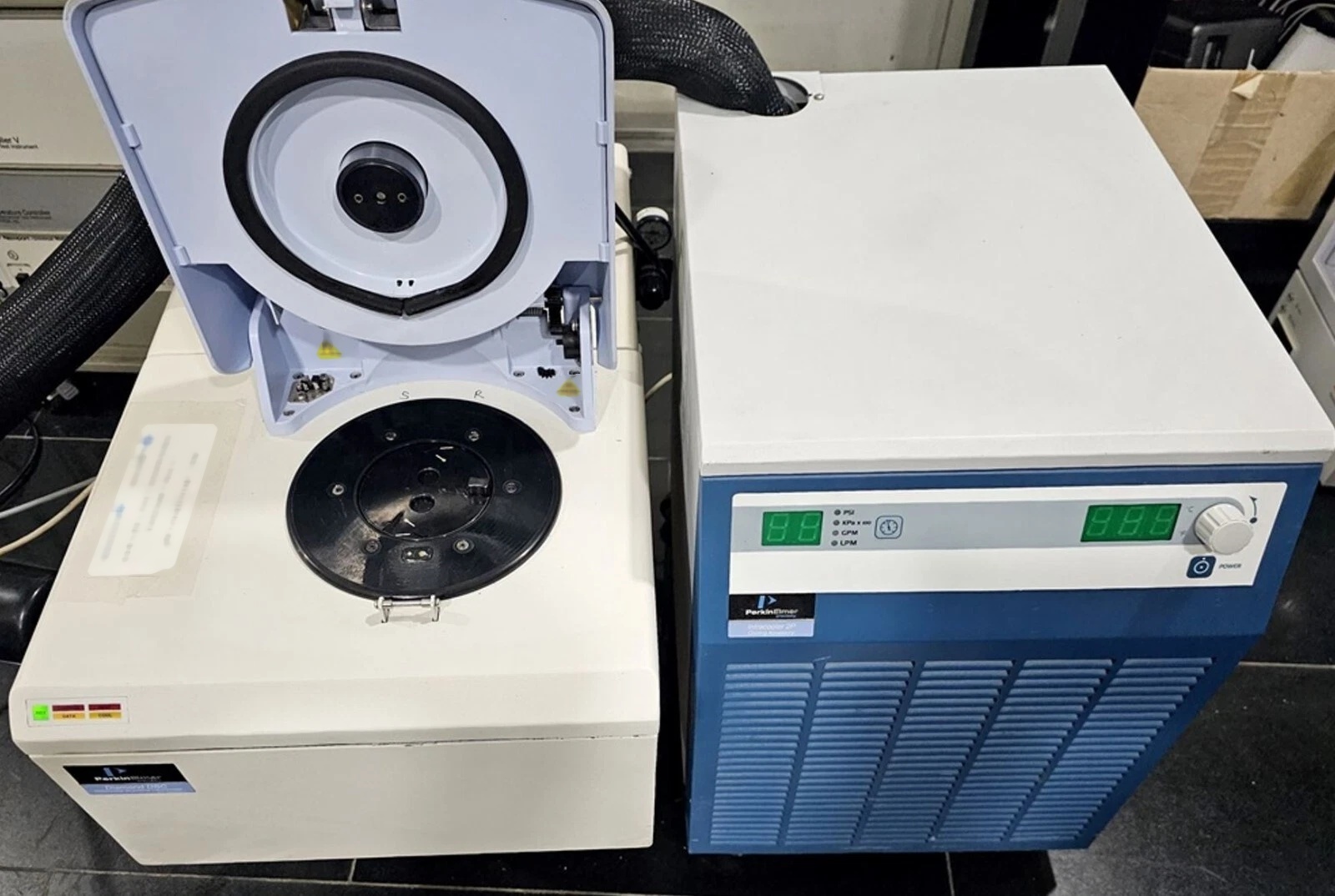 Photo Utilisé PERKIN ELMER Pyris Diamond À vendre