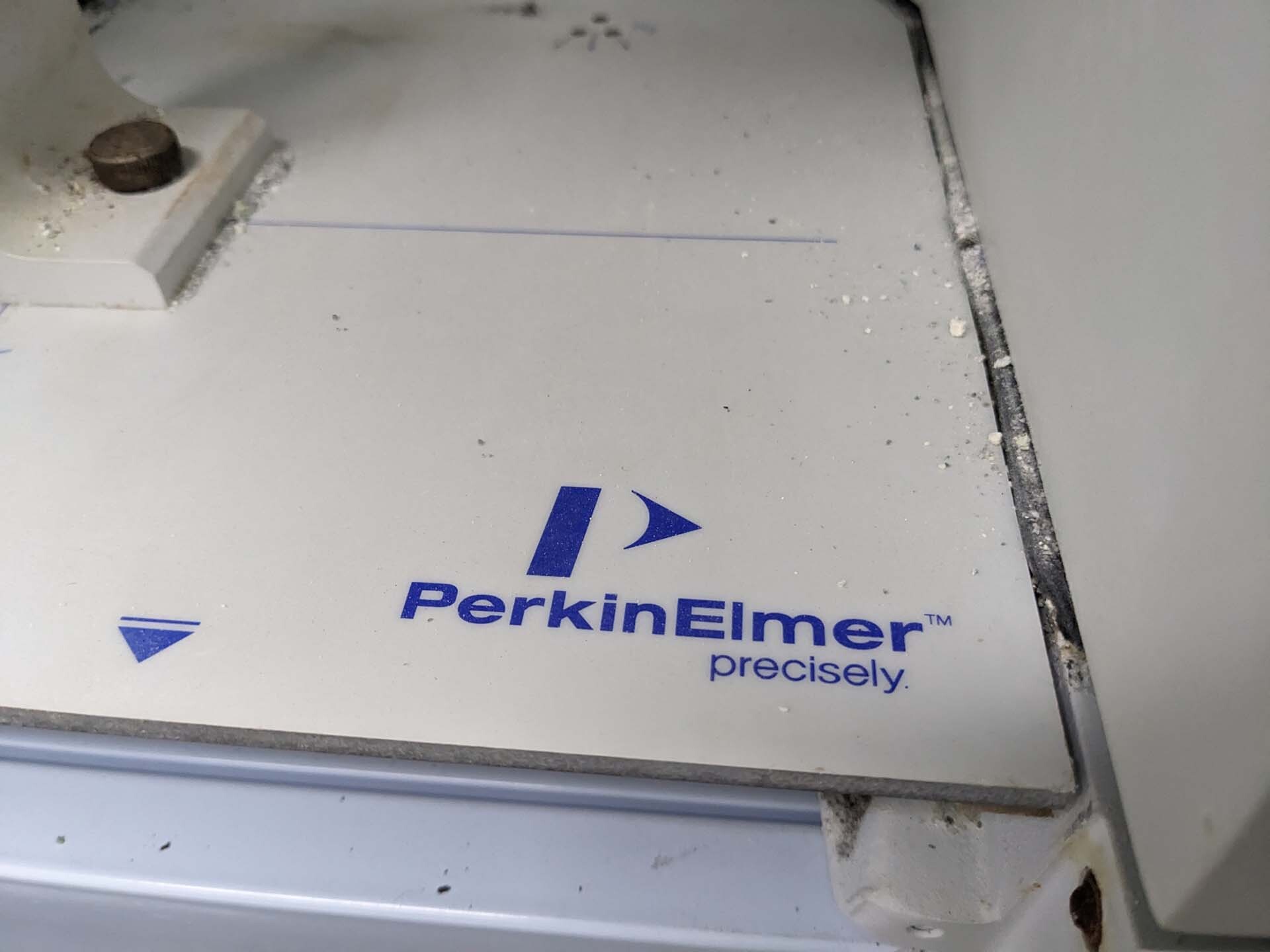 Photo Used PERKIN ELMER Spectrum 100 For Sale