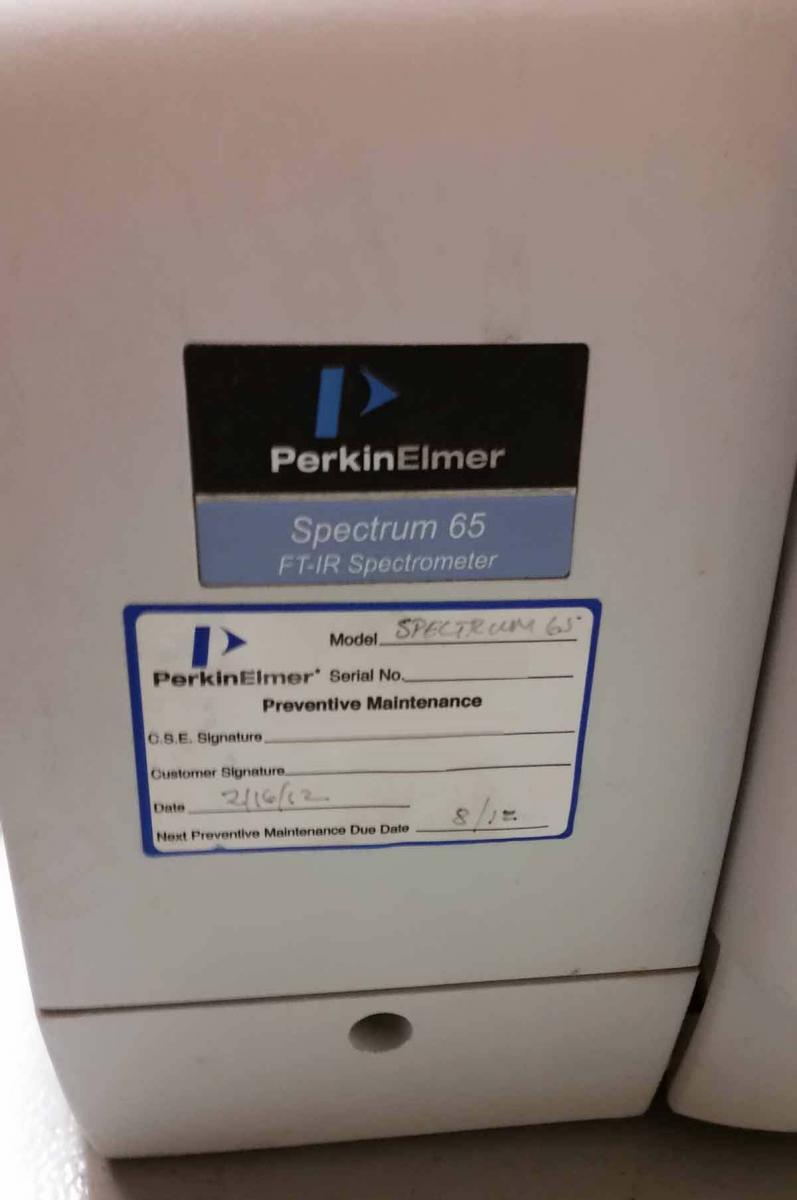 Photo Used PERKIN ELMER Spectrum 65 For Sale