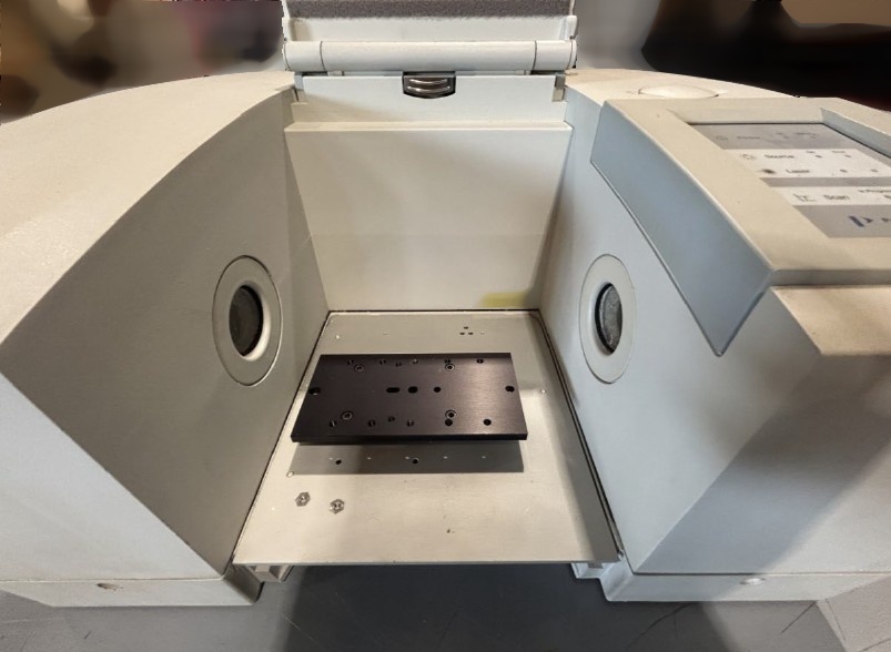 Photo Used PERKIN ELMER Spectrum One For Sale