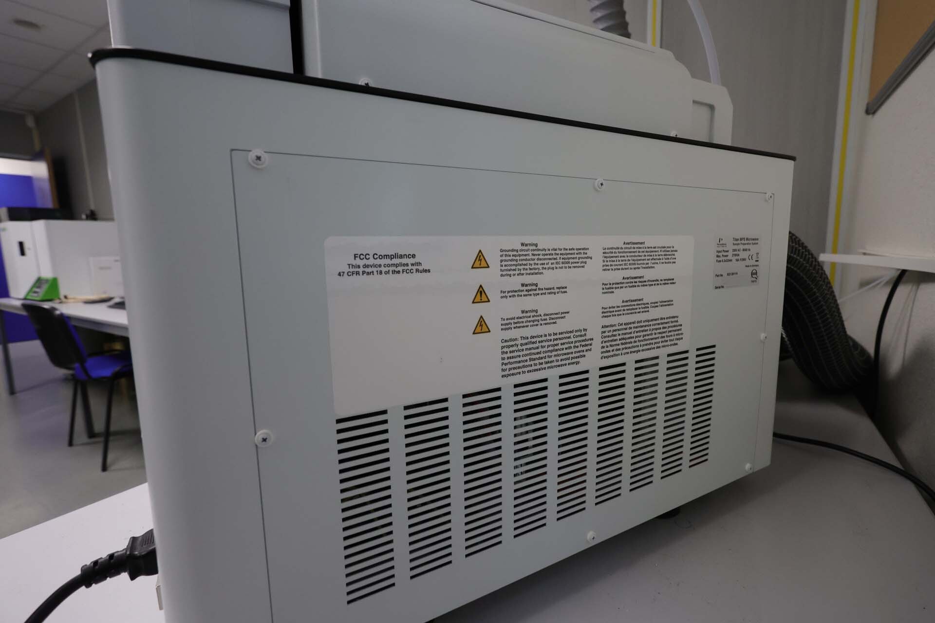 사진 사용됨 PERKIN ELMER Titan MPS 판매용