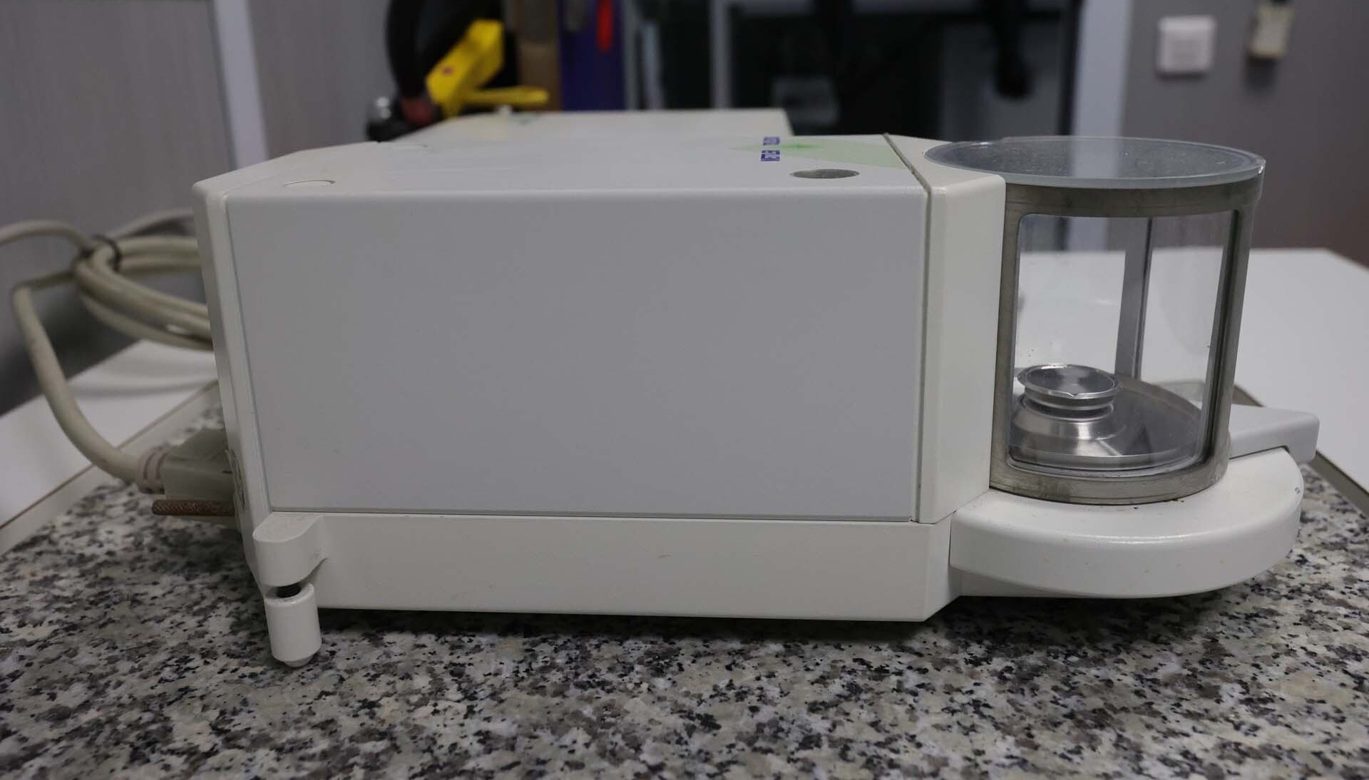 사진 사용됨 PERKIN ELMER Titan MPS 판매용