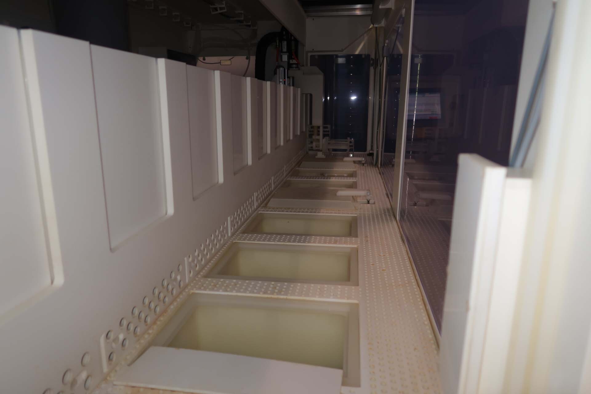 Photo Used PERMATECS Wet bench For Sale
