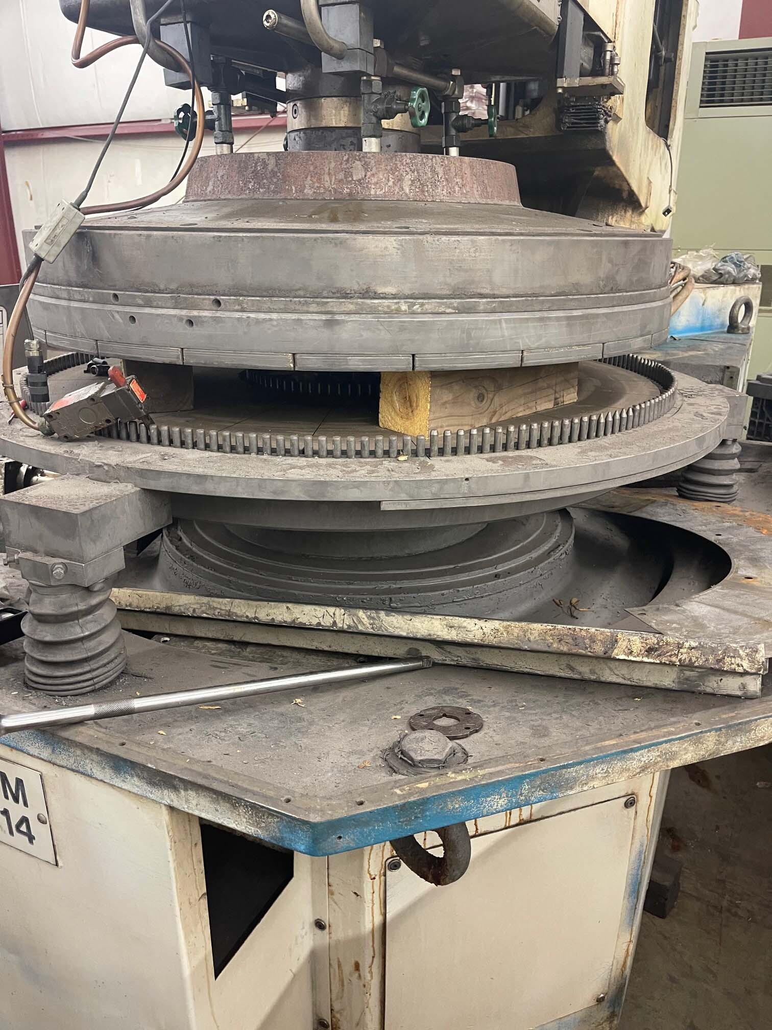 Photo Used PETER WOLTERS / LAPMASTER AC 1000 For Sale