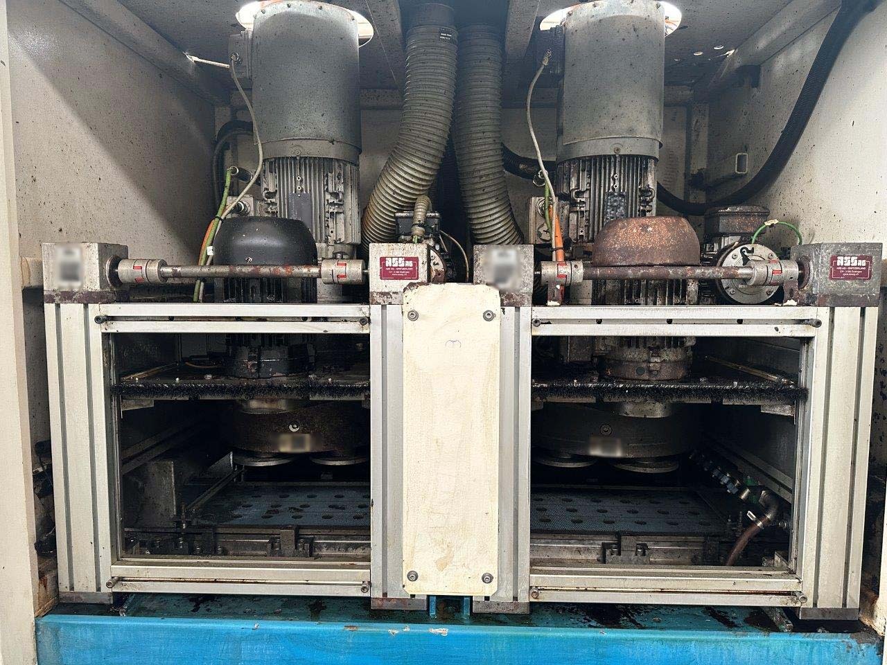 PETER WOLTERS / LAPMASTER BD 300-L Photo Used PETER WOLTERS / LAPMASTER BD 300-L For Sale