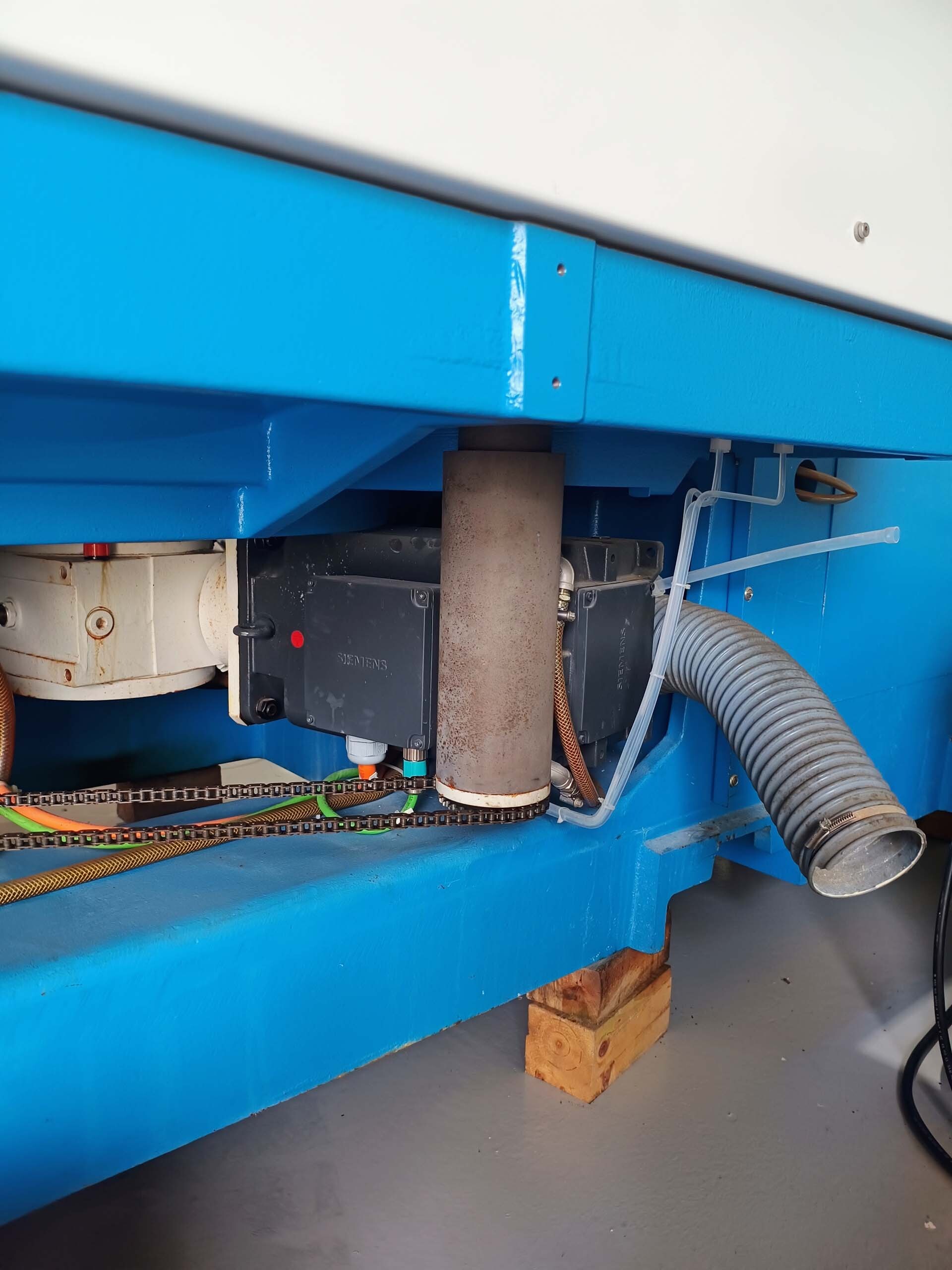 PETER WOLTERS / LAPMASTER MicroLine AC 1500-P3 Photo Used PETER WOLTERS / LAPMASTER MicroLine AC 1500-P3 For Sale