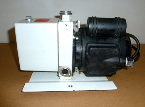 Photo Used PFEIFFER / BALZERS DUO 1.5A For Sale