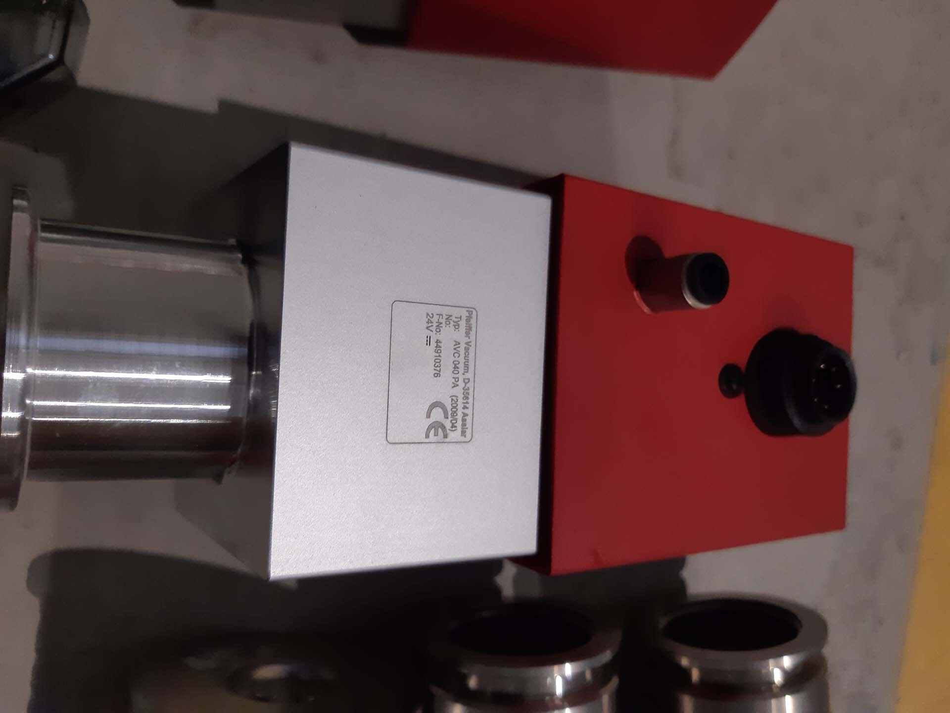 图为 已使用的 PFEIFFER / BALZERS HiPace 2300U 待售