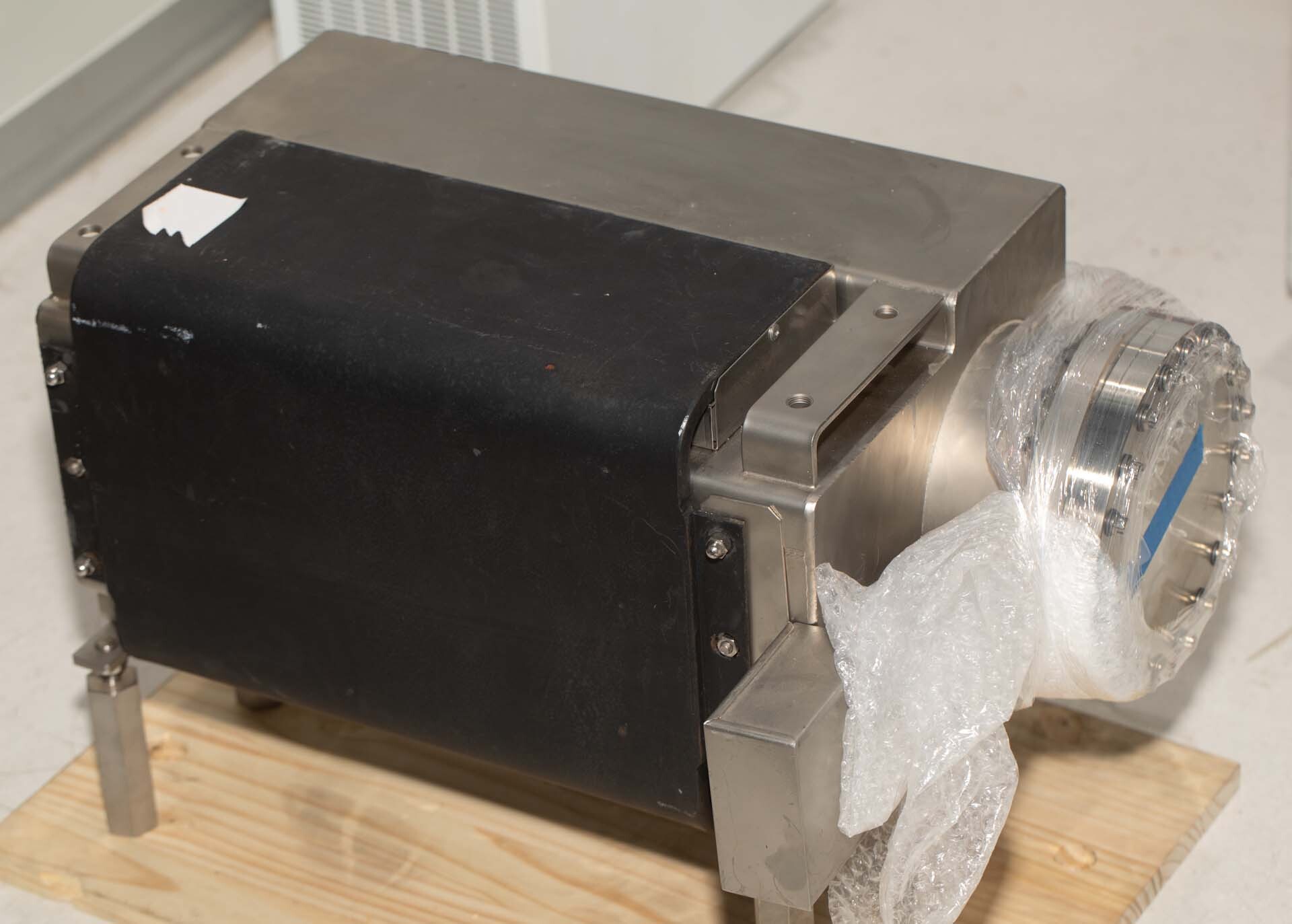 Photo Utilisé PFEIFFER / BALZERS TPU 2200S À vendre
