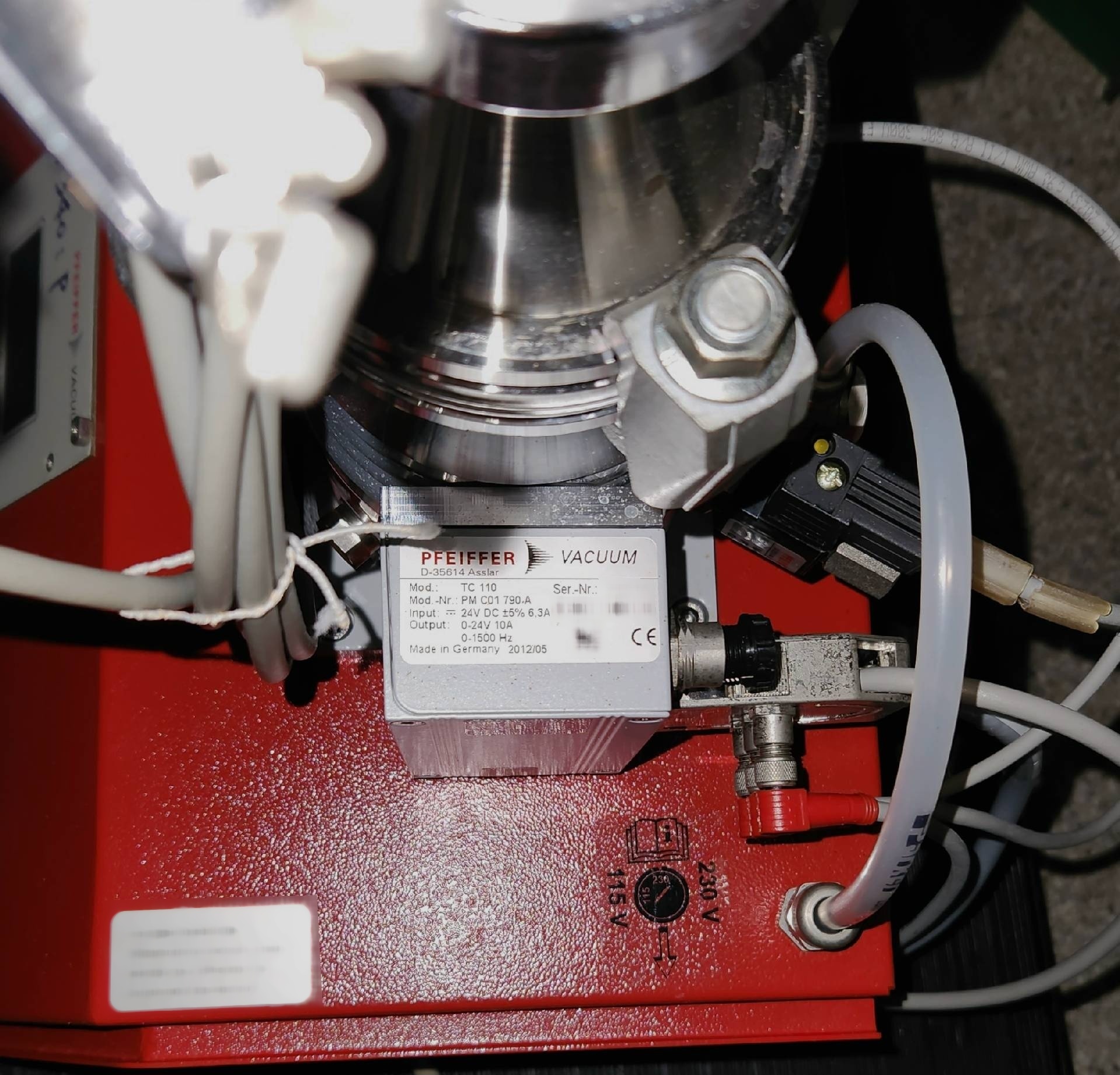 Photo Utilisé PFEIFFER VACUUM HiCube 80 Eco À vendre