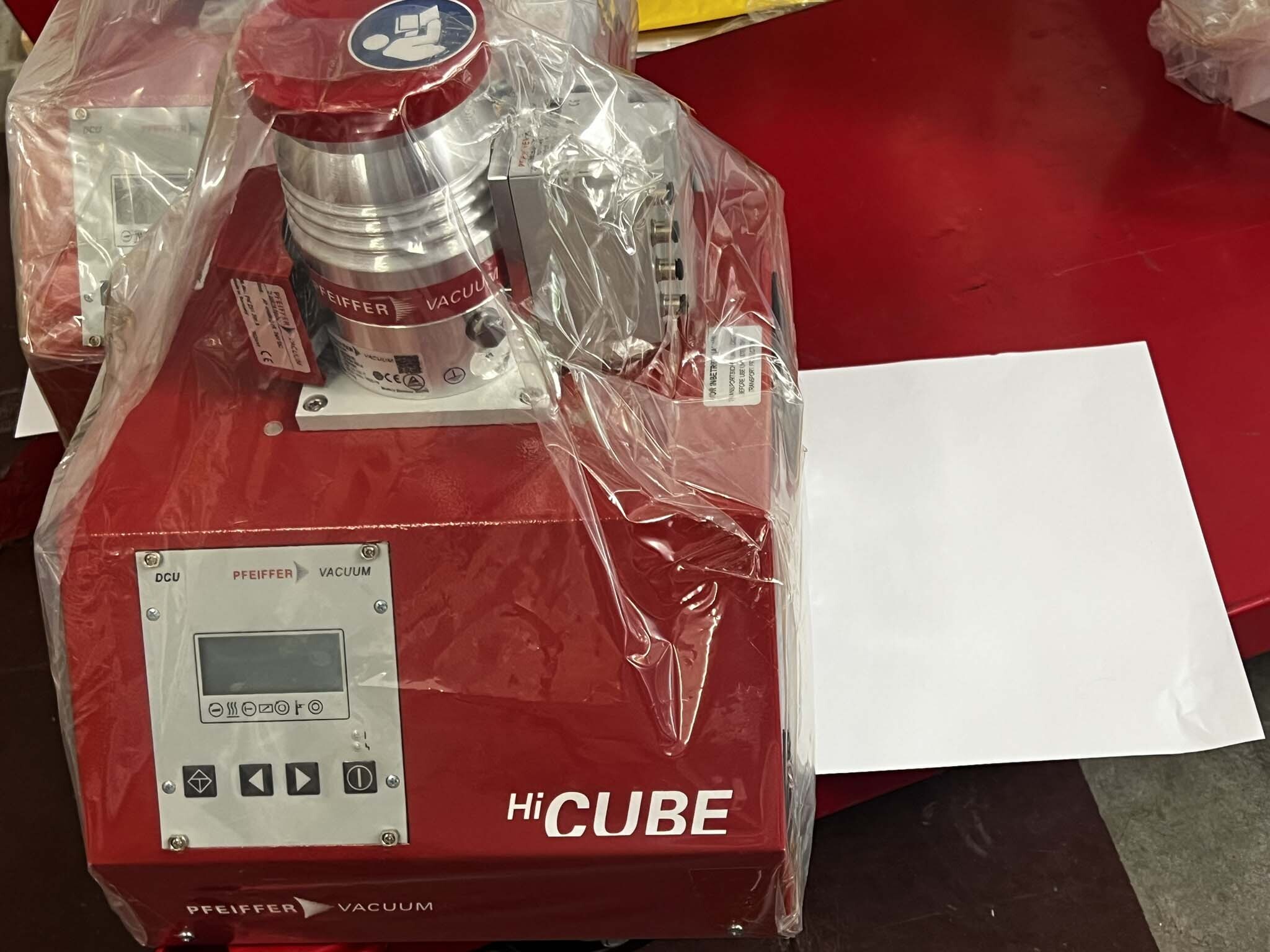 Photo Utilisé PFEIFFER VACUUM HiCube 80 Eco À vendre