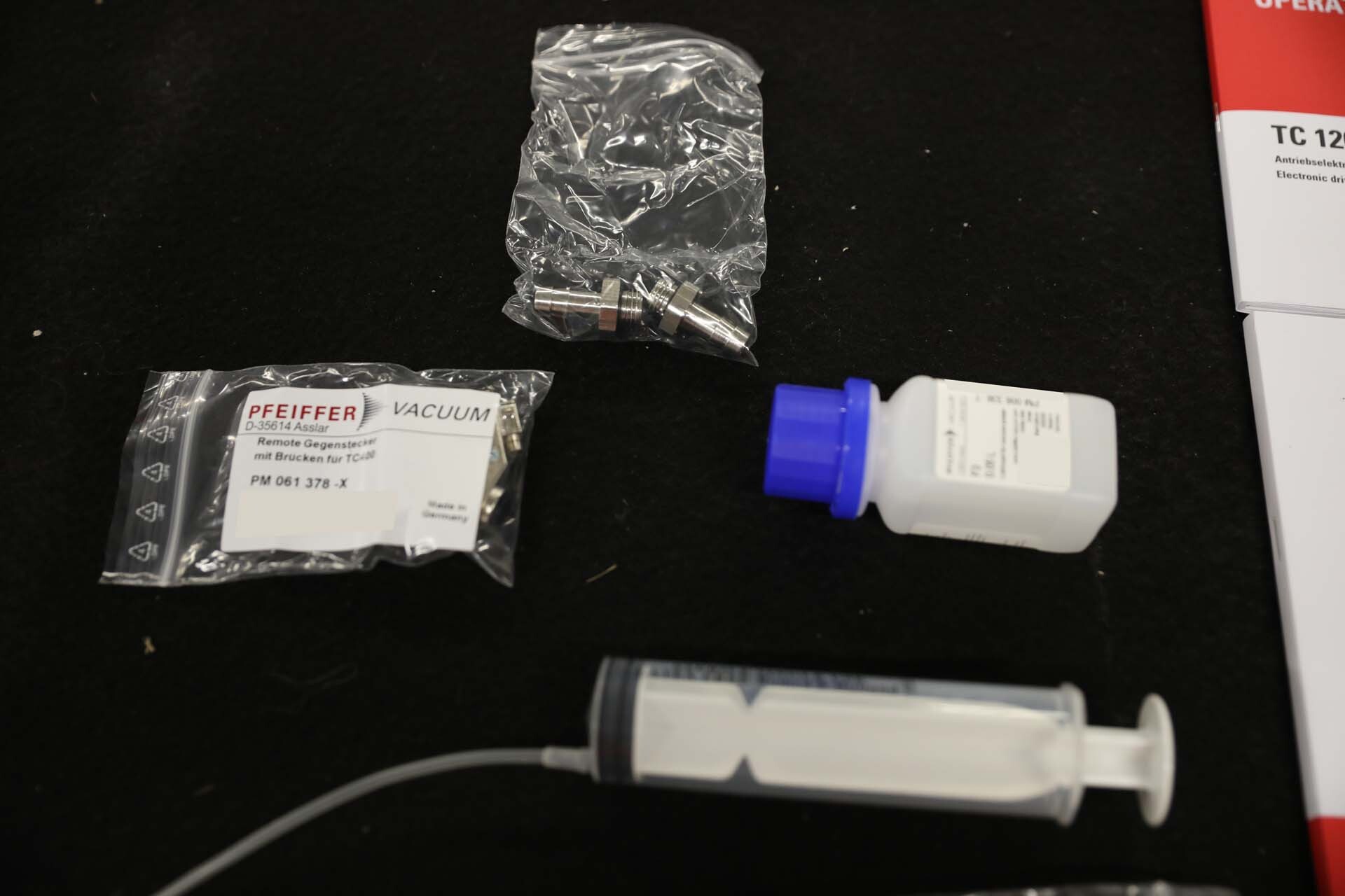 圖為 已使用的 PFEIFFER HiPace 1500U 待售