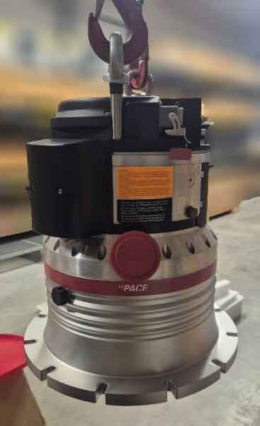 圖為 已使用的 PFEIFFER HiPace 1500U 待售