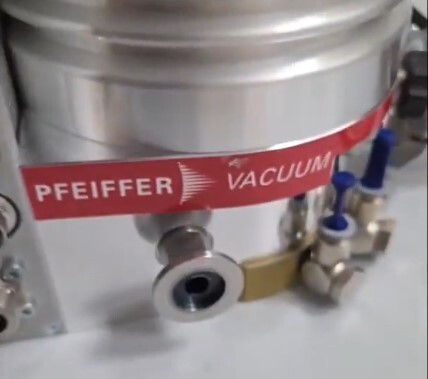 Photo Utilisé PFEIFFER HiPace 300 Plus À vendre