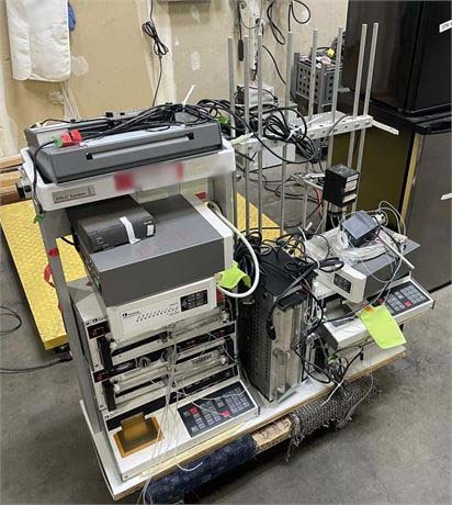 Foto Verwendet PHARMACIA FPLC System Zum Verkauf