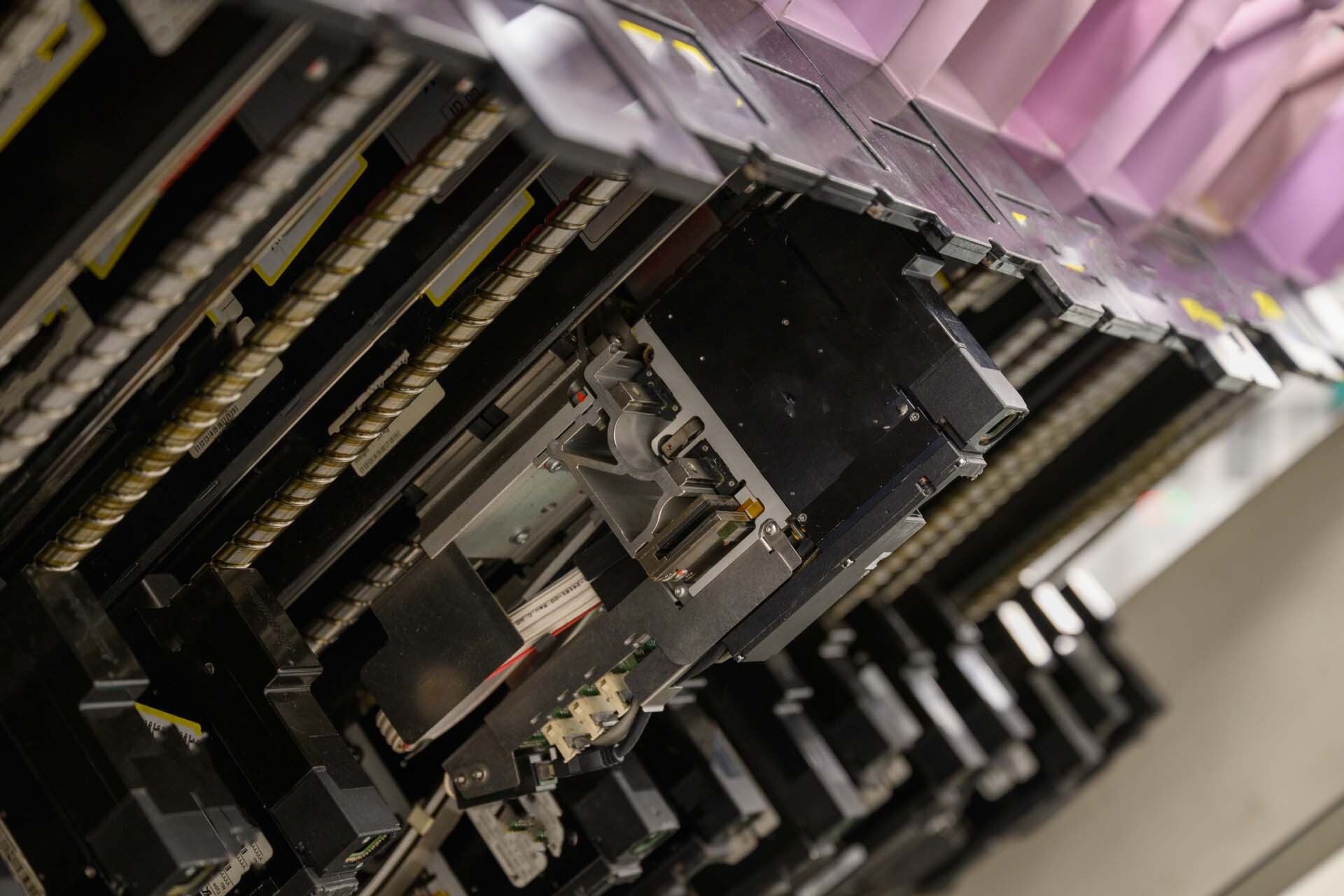 Photo Used PHILIPS / ASSEMBLEON AX501 For Sale