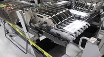 フォト（写真） 使用される PHILIPS / ASSEMBLEON Lot of feeders / carts / conveyors 販売のために