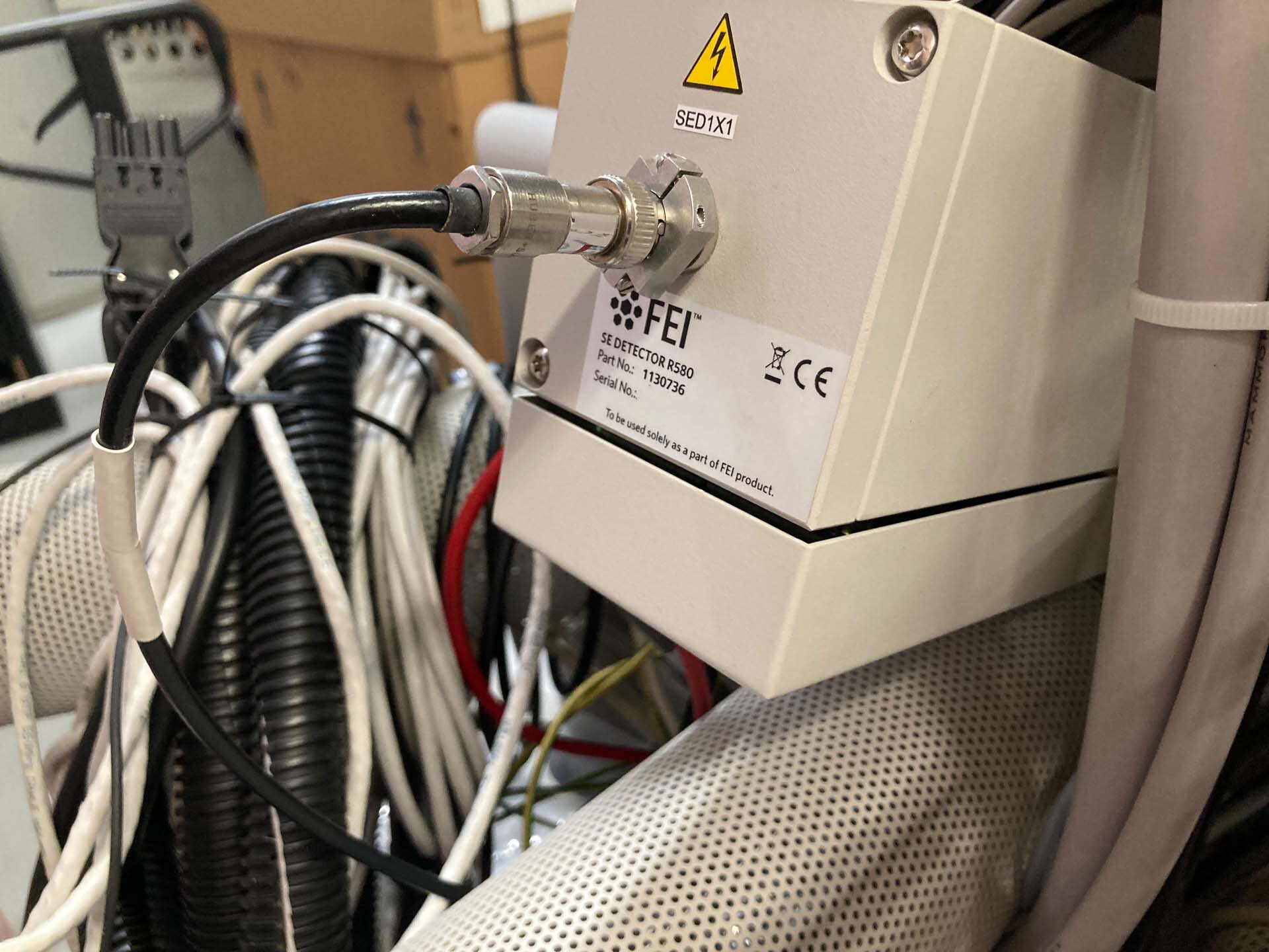 Photo Utilisé PHILIPS / FEI Nova NanoSEM 650 À vendre