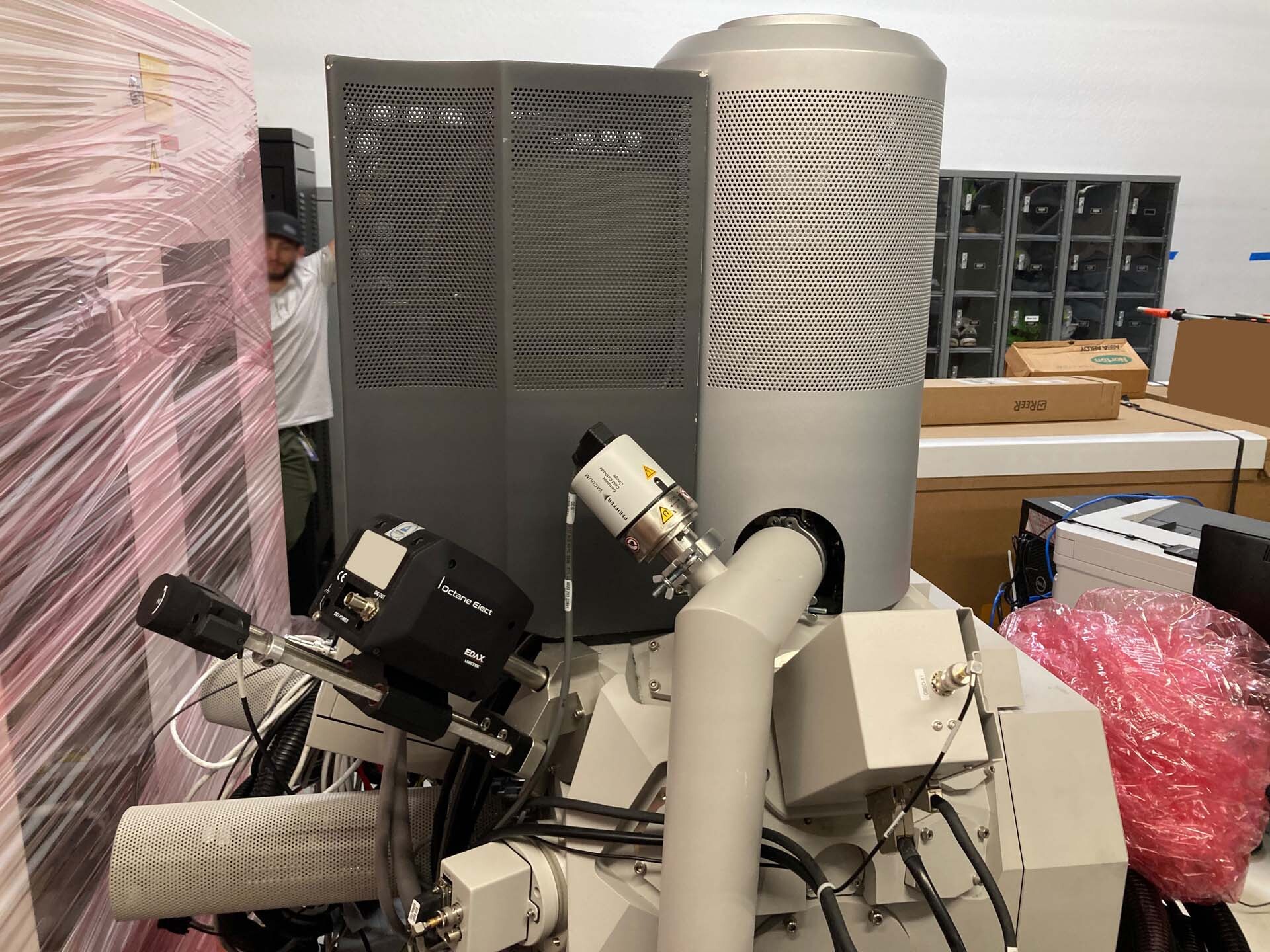 Photo Utilisé PHILIPS / FEI Nova NanoSEM 650 À vendre