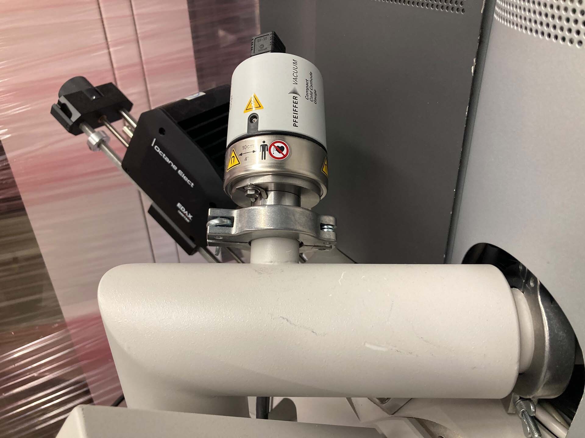 Photo Utilisé PHILIPS / FEI Nova NanoSEM 650 À vendre