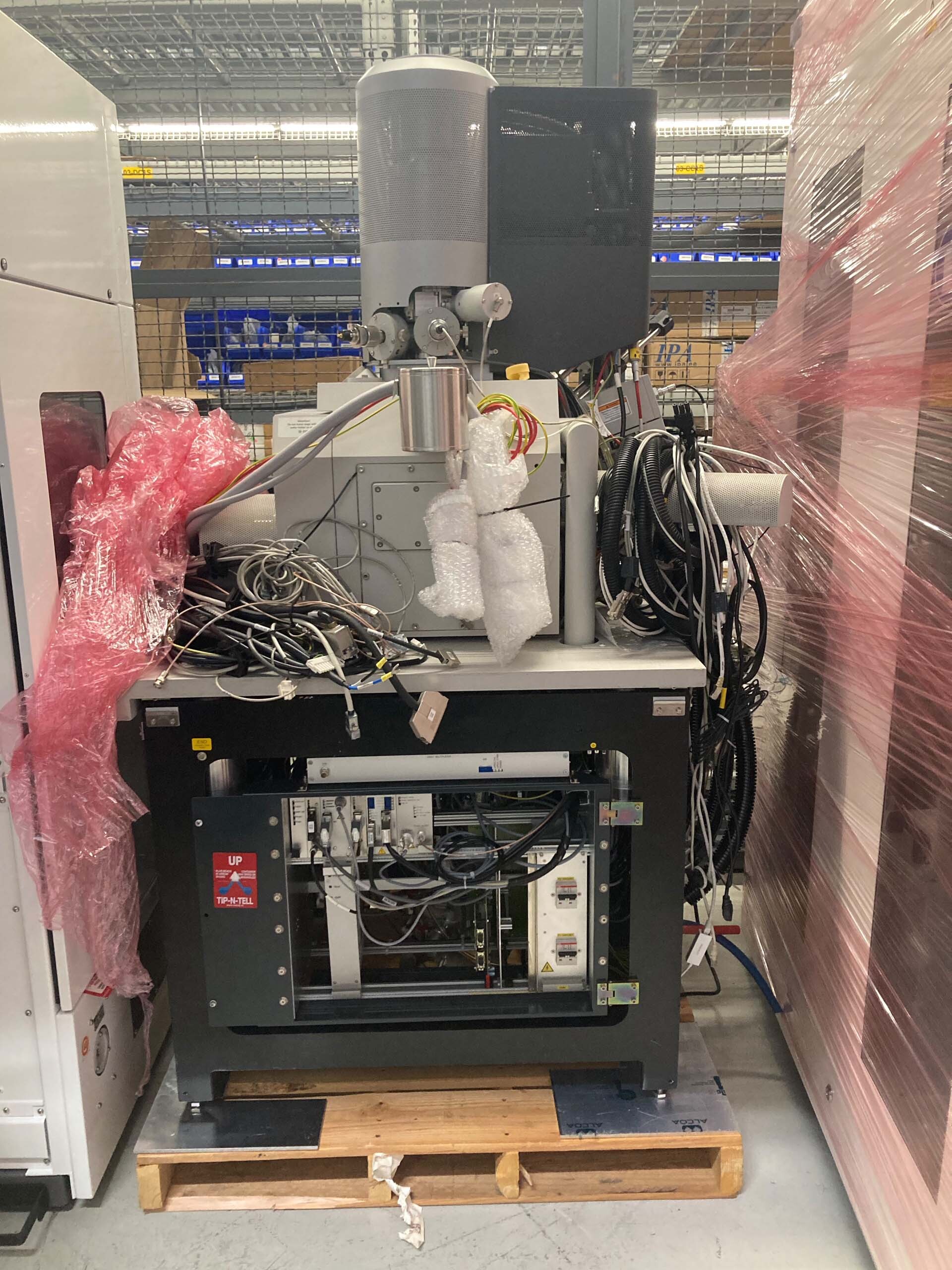 Photo Utilisé PHILIPS / FEI Nova NanoSEM 650 À vendre