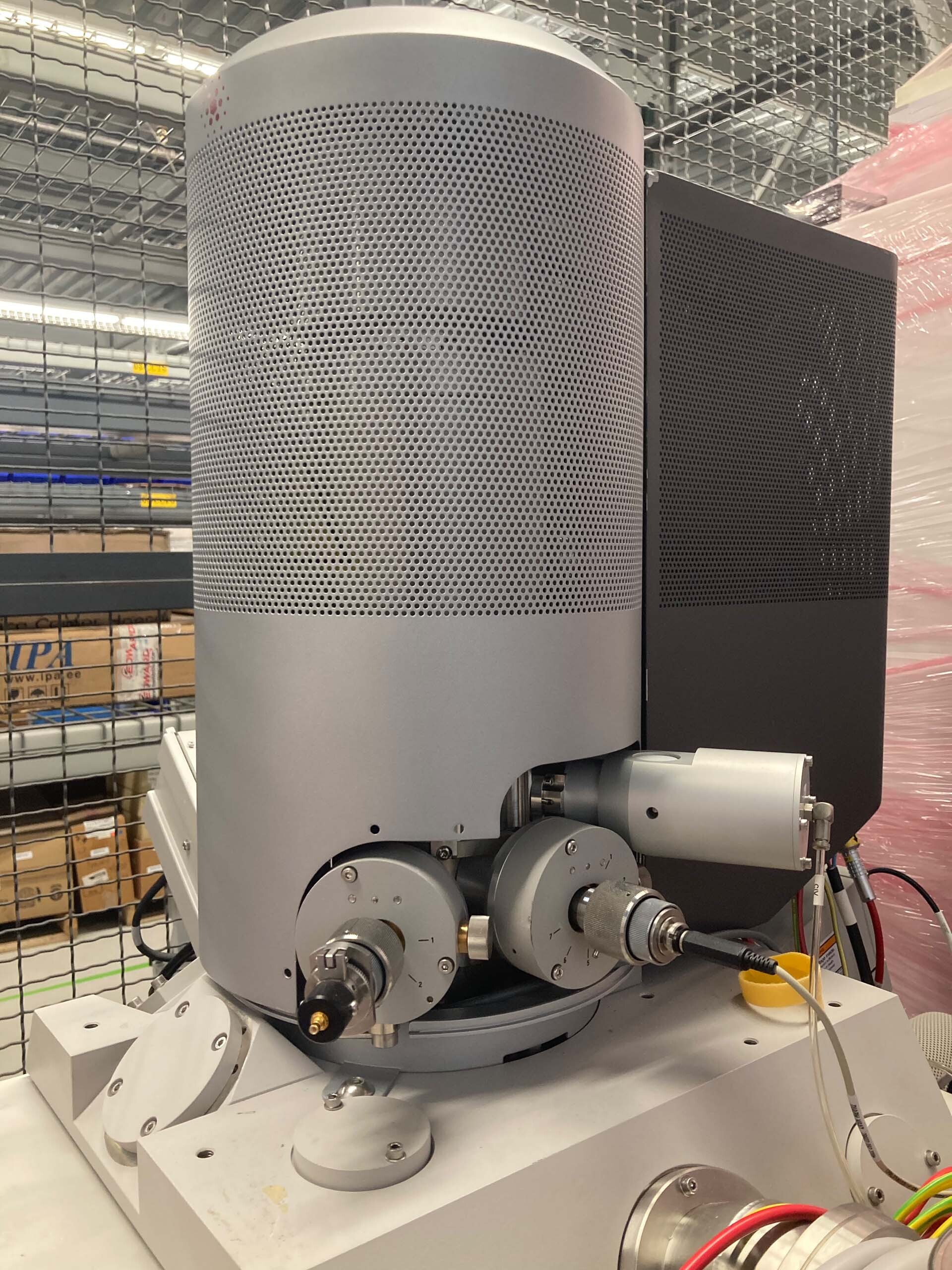 Photo Utilisé PHILIPS / FEI Nova NanoSEM 650 À vendre