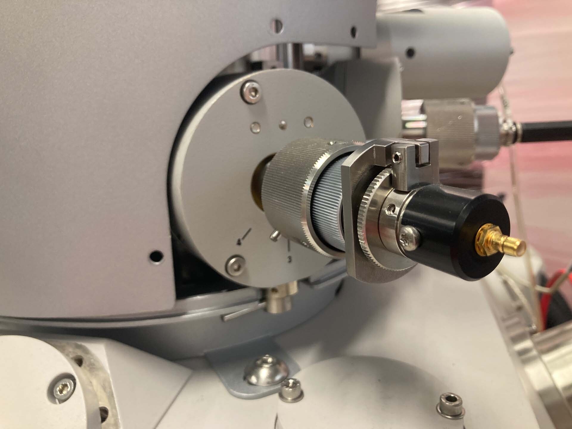 Photo Utilisé PHILIPS / FEI Nova NanoSEM 650 À vendre