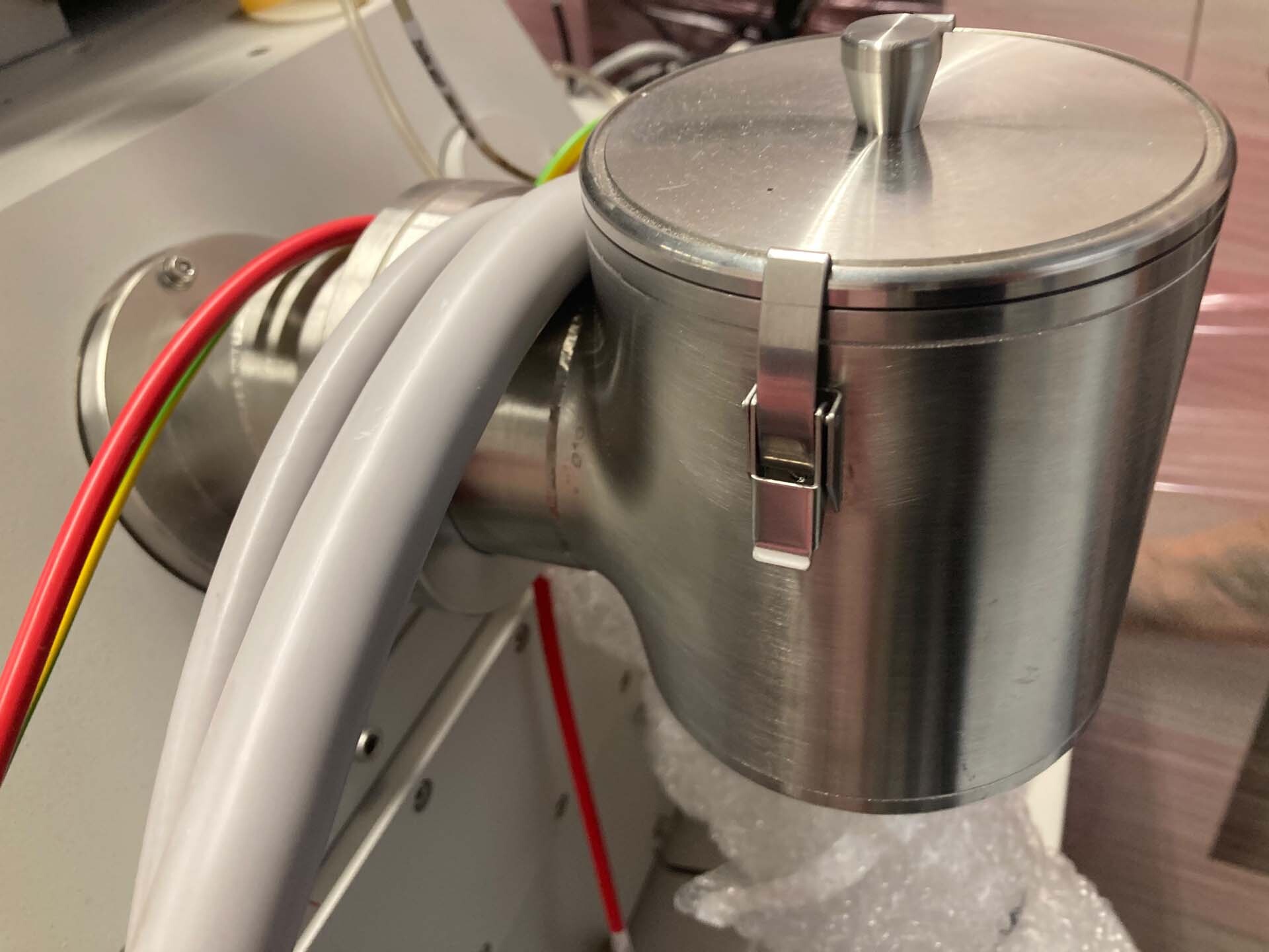 Photo Utilisé PHILIPS / FEI Nova NanoSEM 650 À vendre