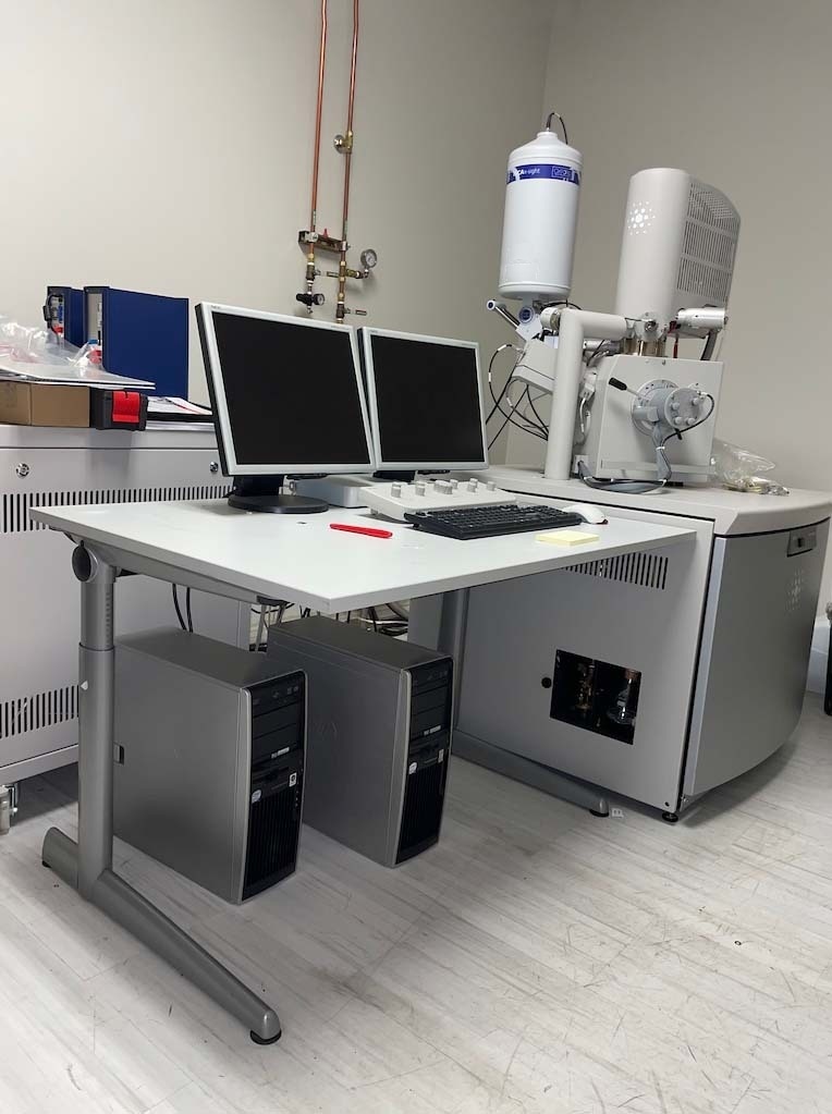 Photo Used PHILIPS / FEI Quanta 200 FEG For Sale