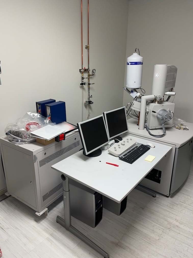 Photo Used PHILIPS / FEI Quanta 200 FEG For Sale