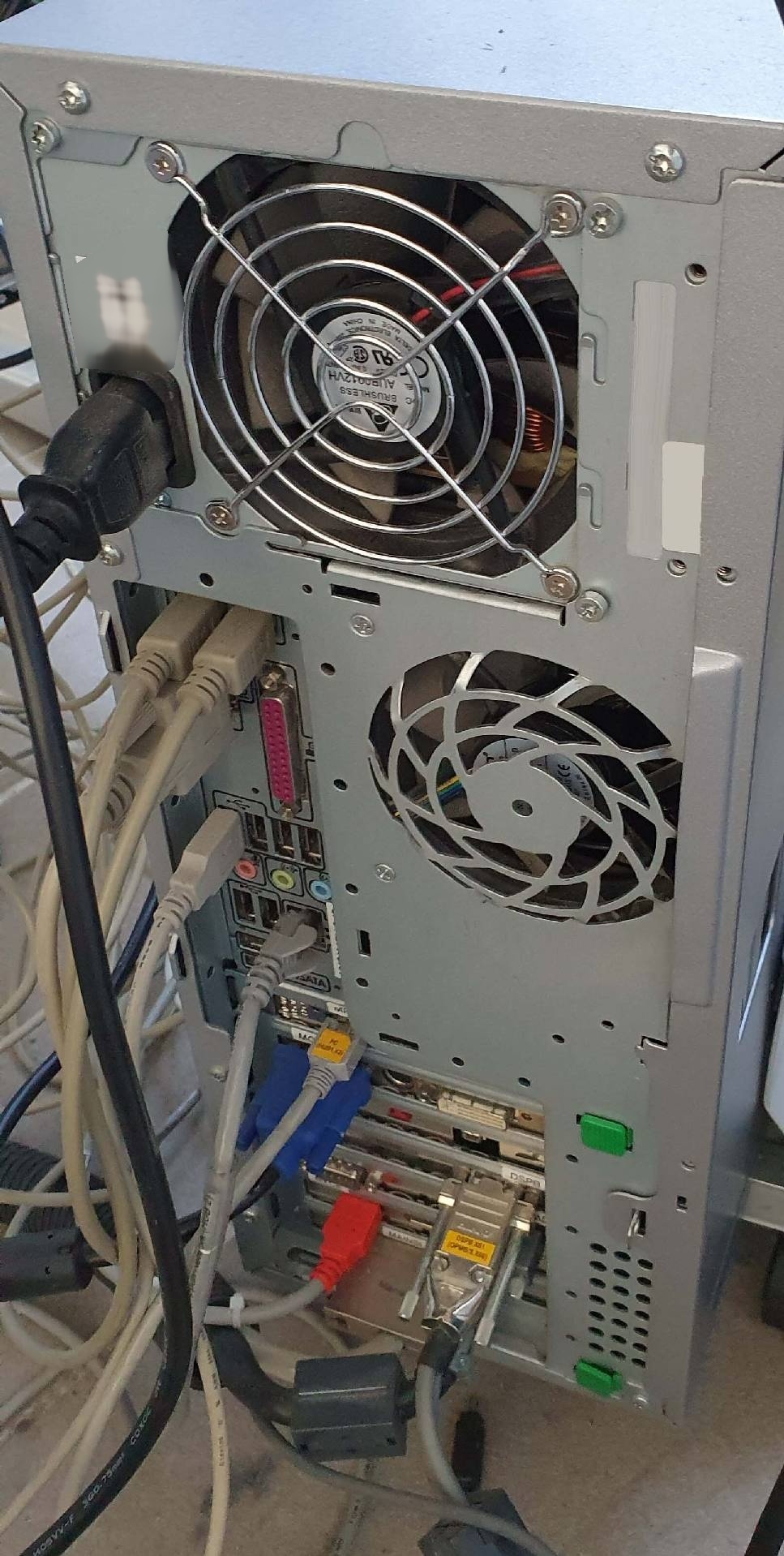 Photo Utilisé PHILIPS / FEI Quanta 200 FEG À vendre