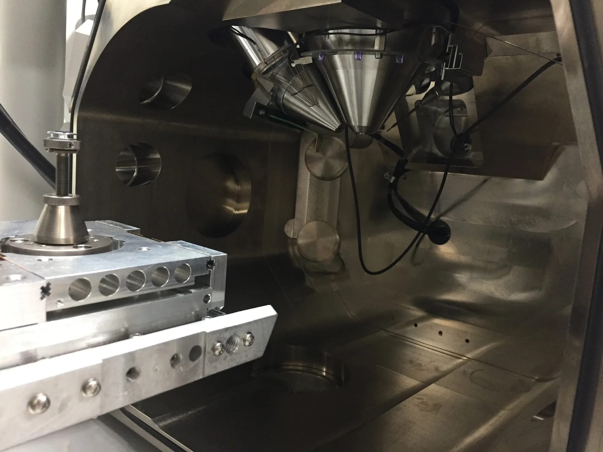 PHILIPS / FEI Quanta 200 SEM used for sale price #9187389