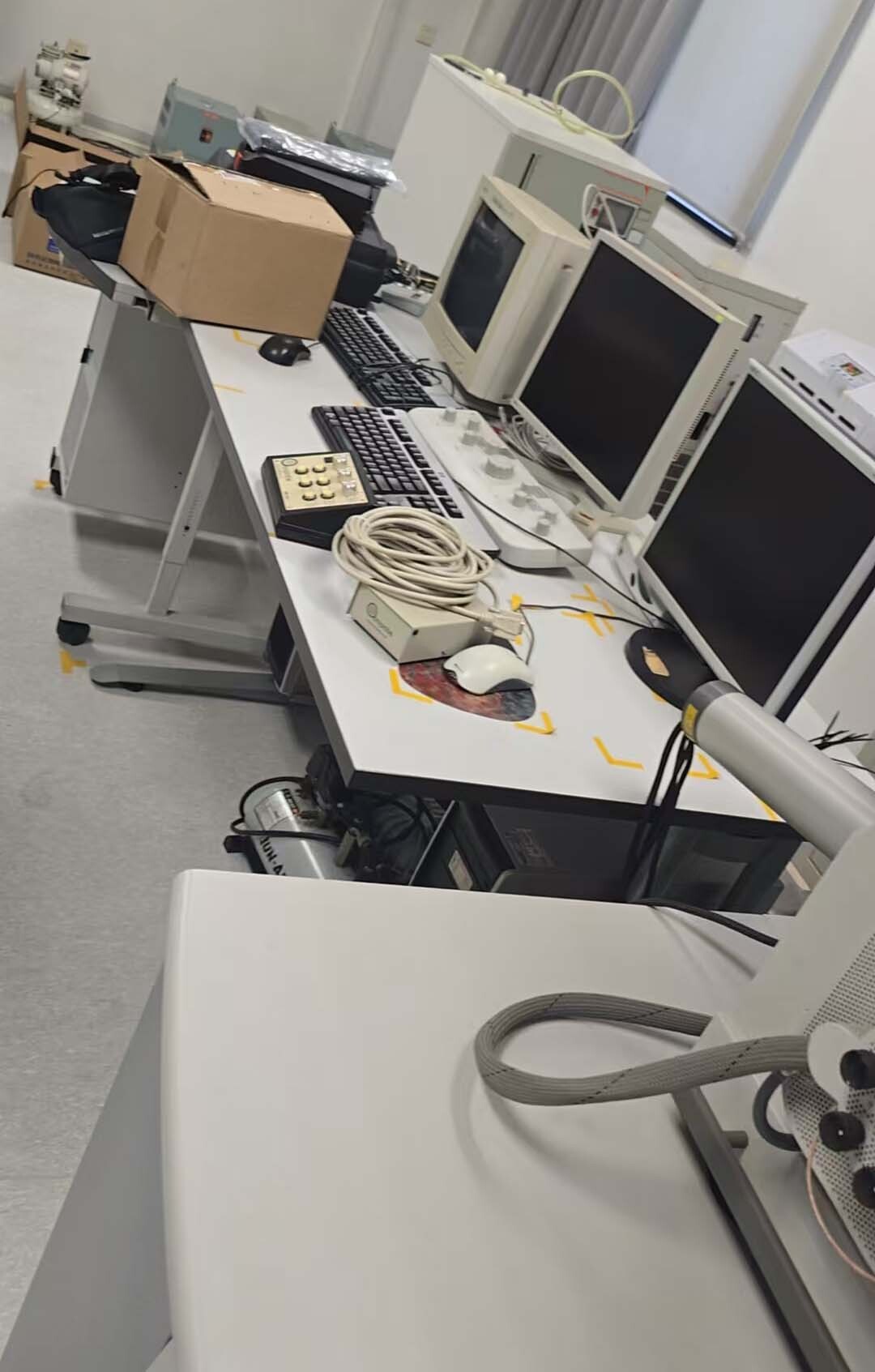 圖為 已使用的 PHILIPS / FEI Quanta 3D FEG 待售