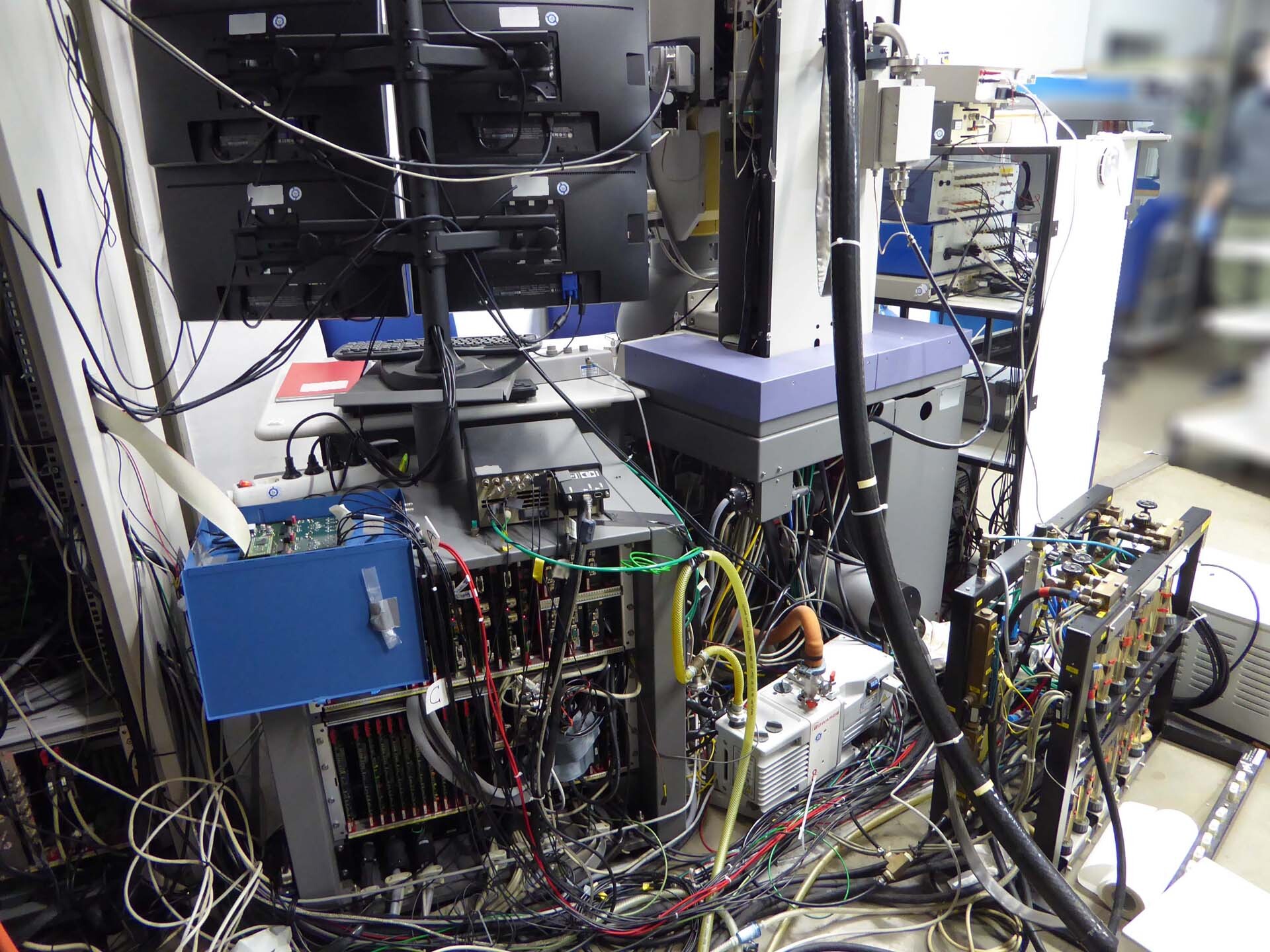 Photo Used PHILIPS / FEI Tecnai G2 F30 For Sale