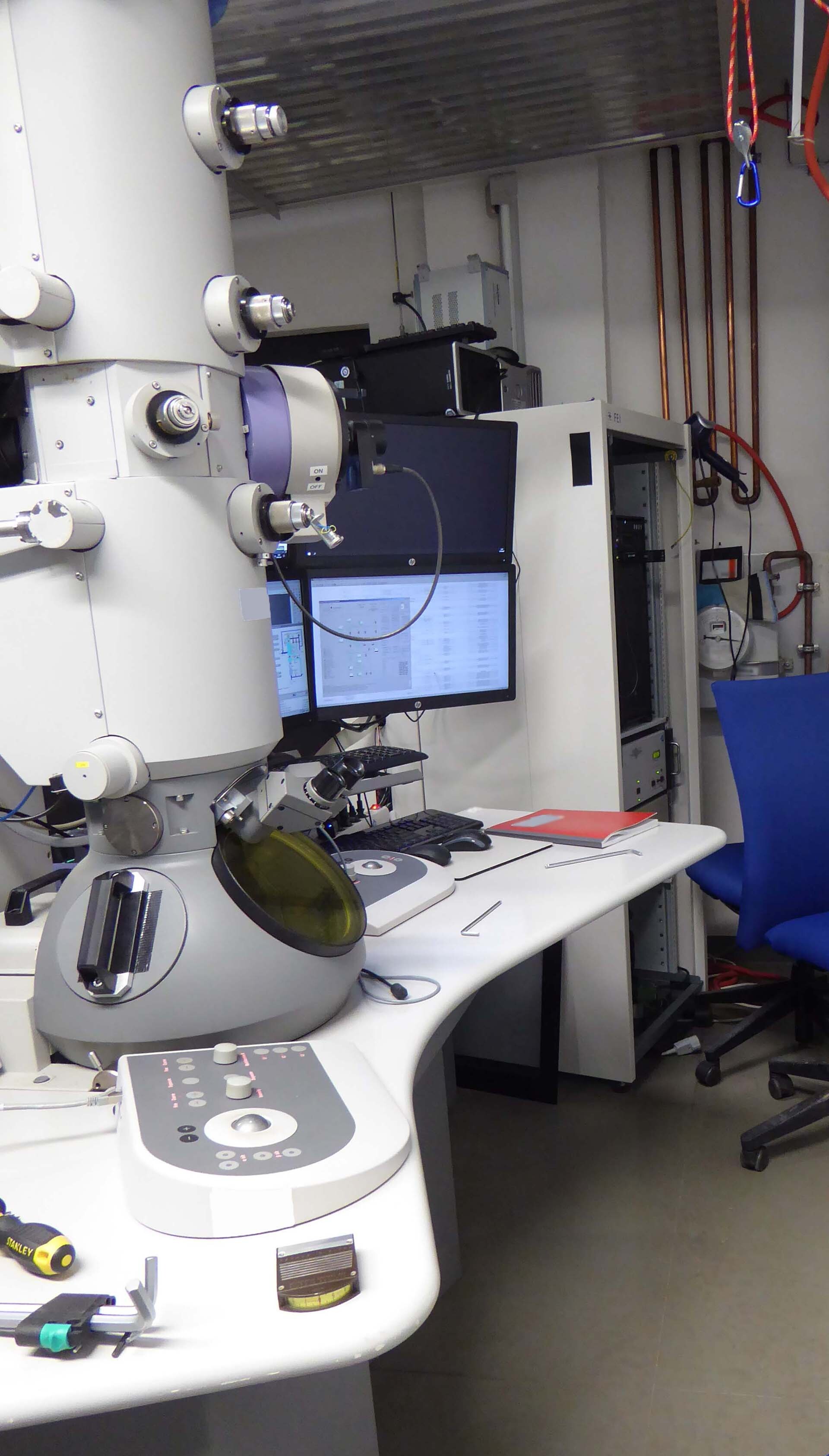 Photo Used PHILIPS / FEI Tecnai G2 F30 For Sale