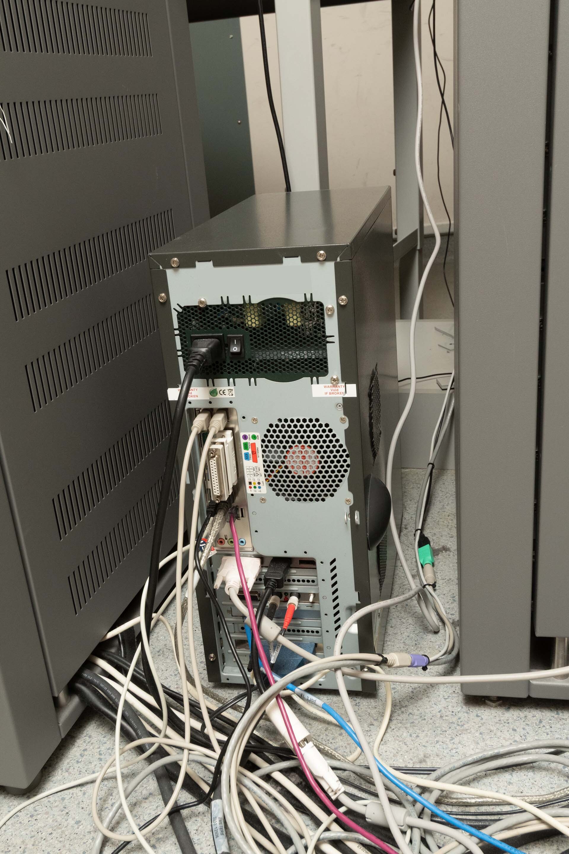 Photo Used PHILIPS / FEI Tecnai G2 F30 For Sale