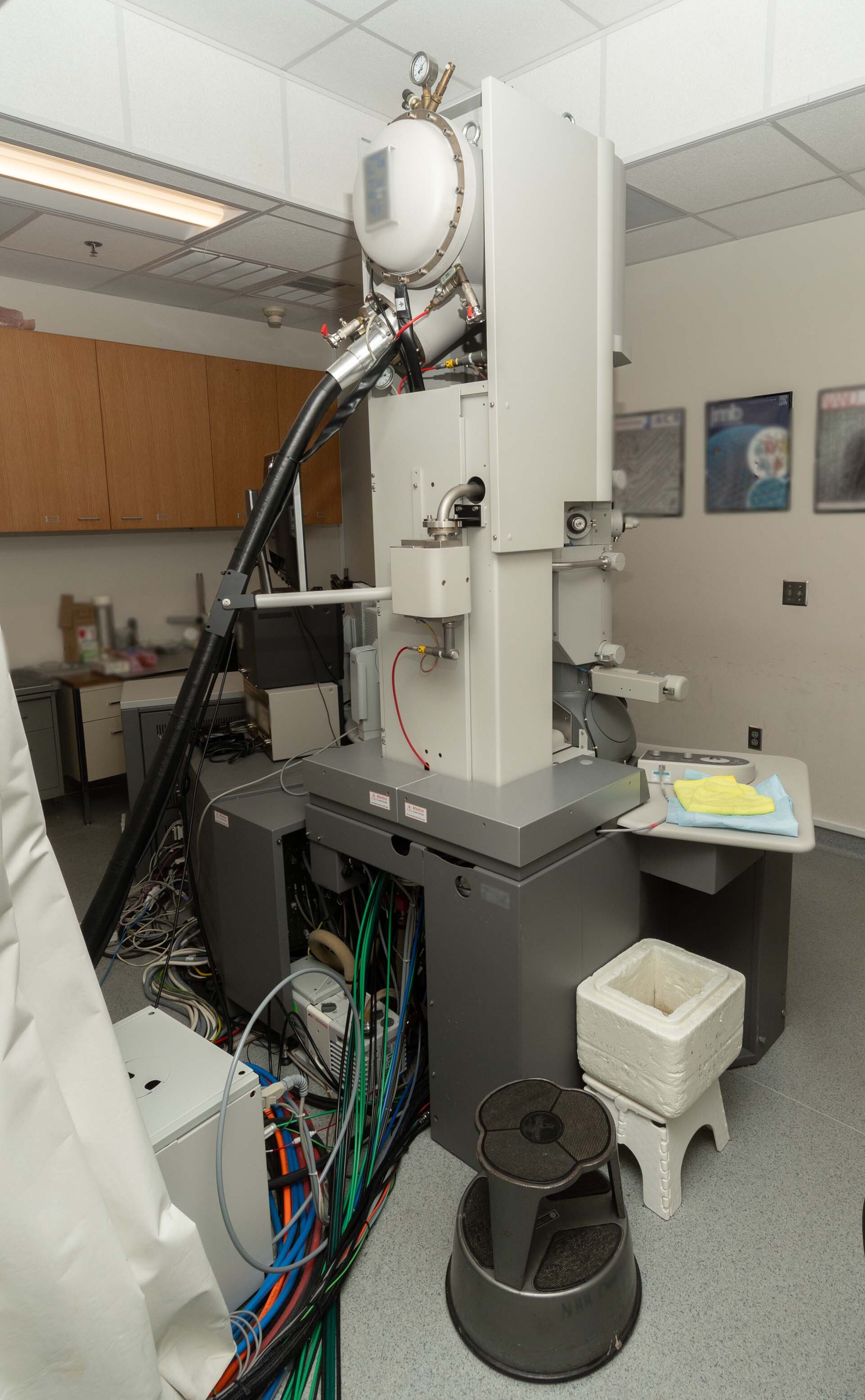 Photo Used PHILIPS / FEI Tecnai G2 F30 For Sale