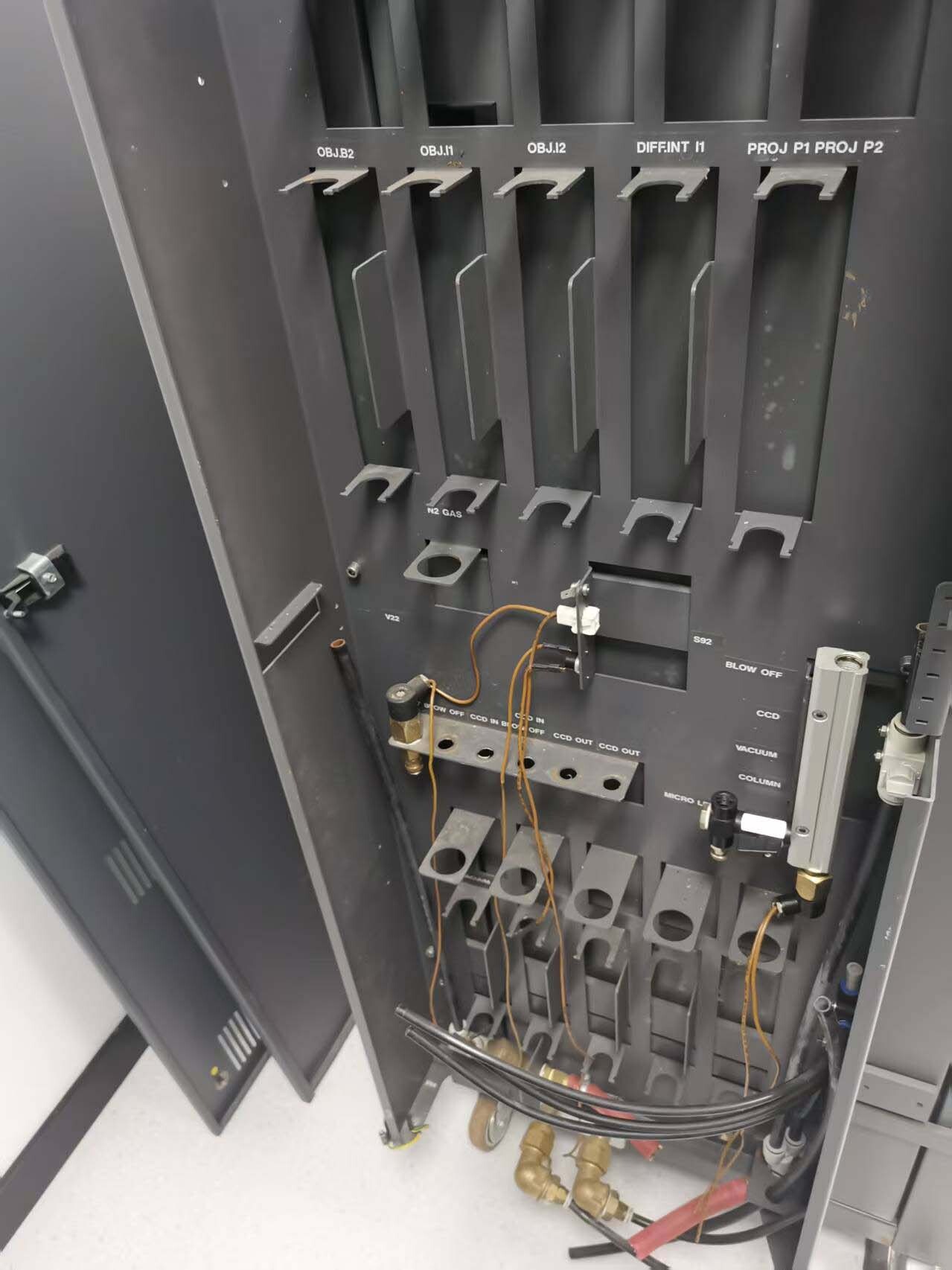사진 사용됨 PHILIPS / FEI Titan 80-300 판매용