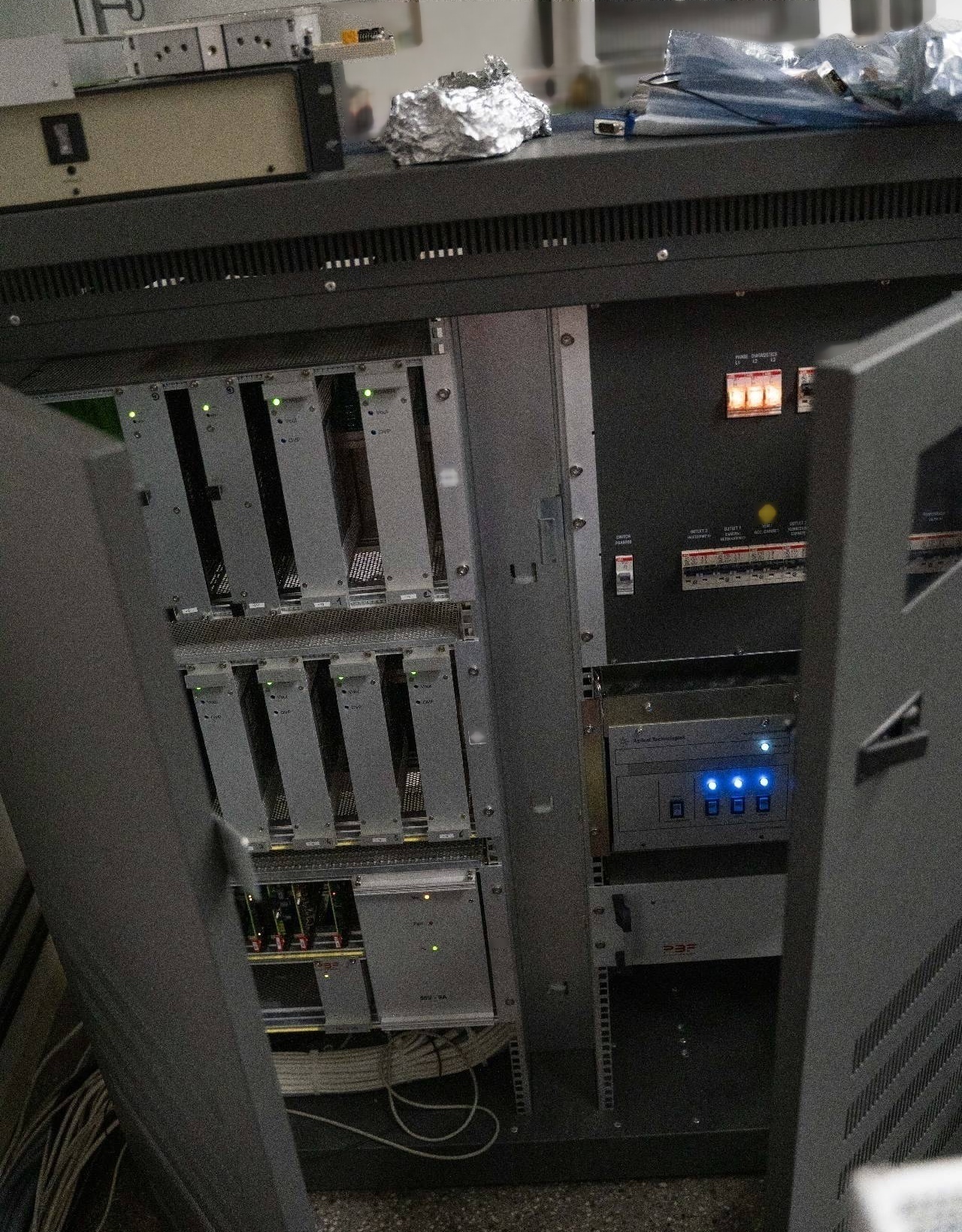 圖為 已使用的 PHILIPS / FEI Titan G2 Cubed 80-300 待售