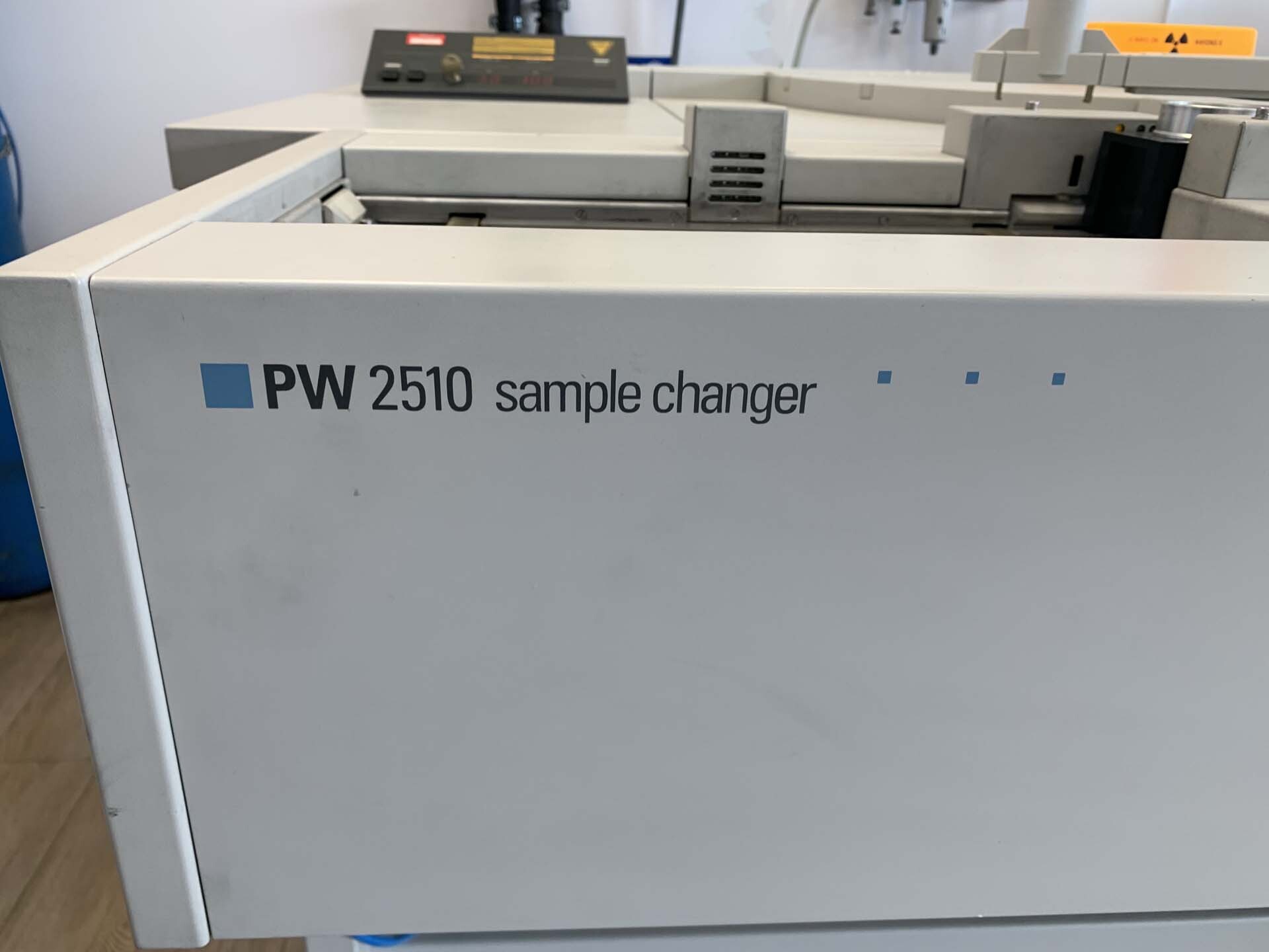 Photo Used PHILIPS / PANALYTICAL PW 200 For Sale