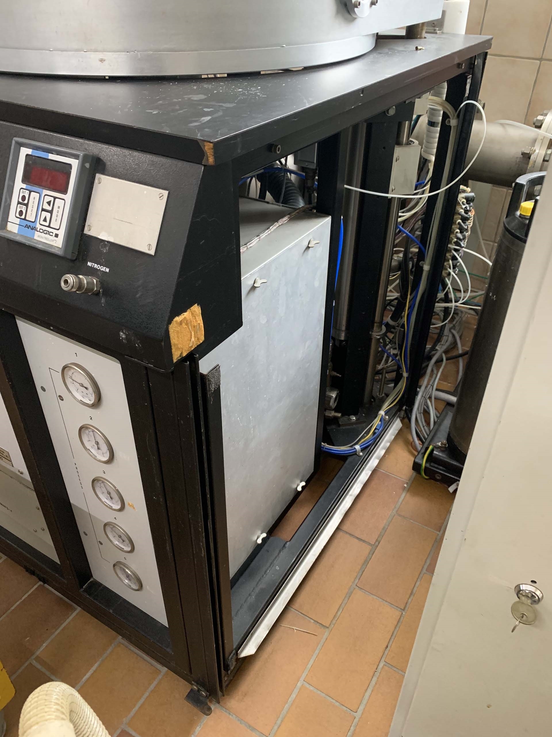 Photo Used PLASMA SYSTEMS AMN 3000 For Sale