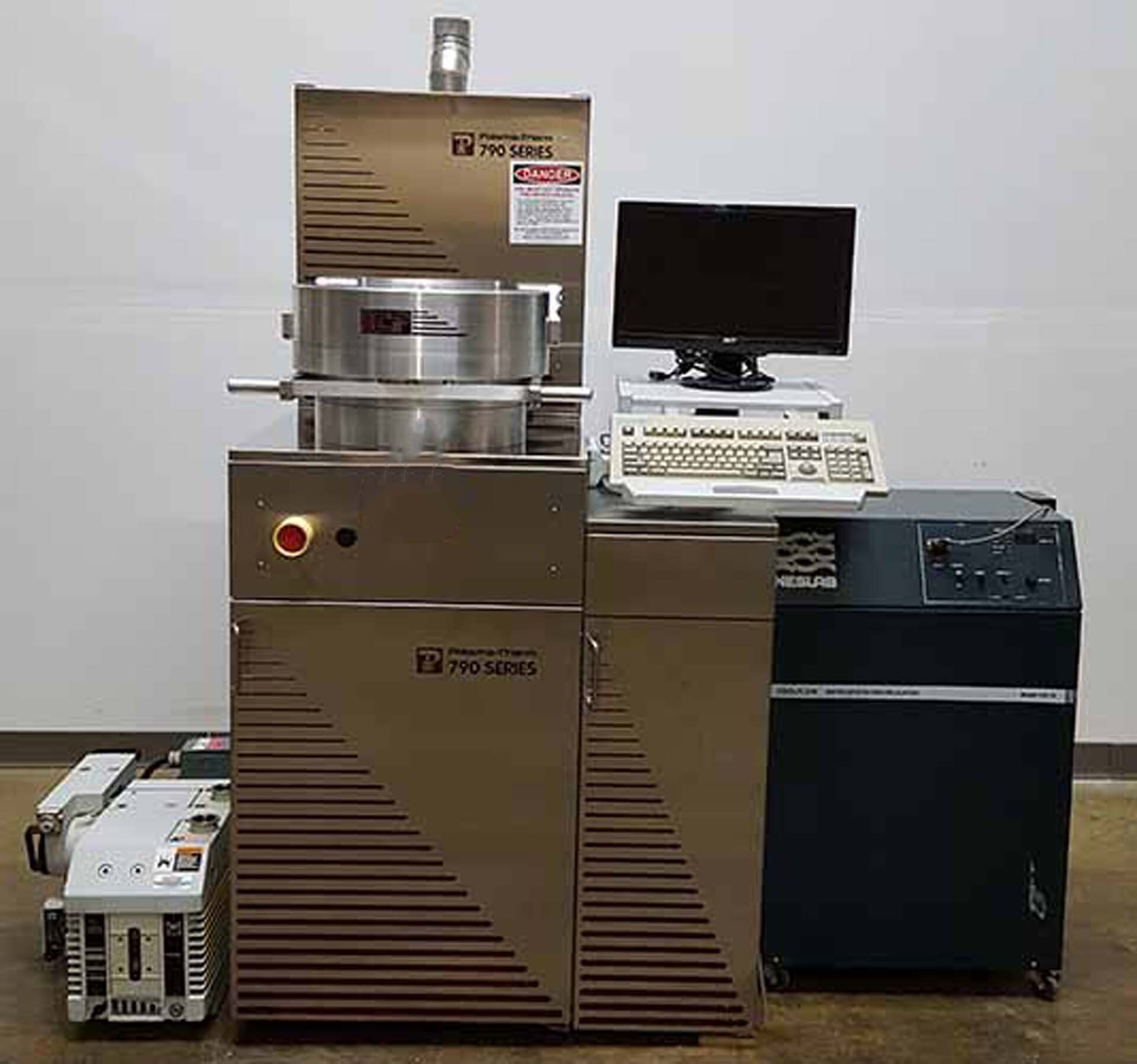 Photo Utilisé PLASMATHERM / UNAXIS 790 À vendre