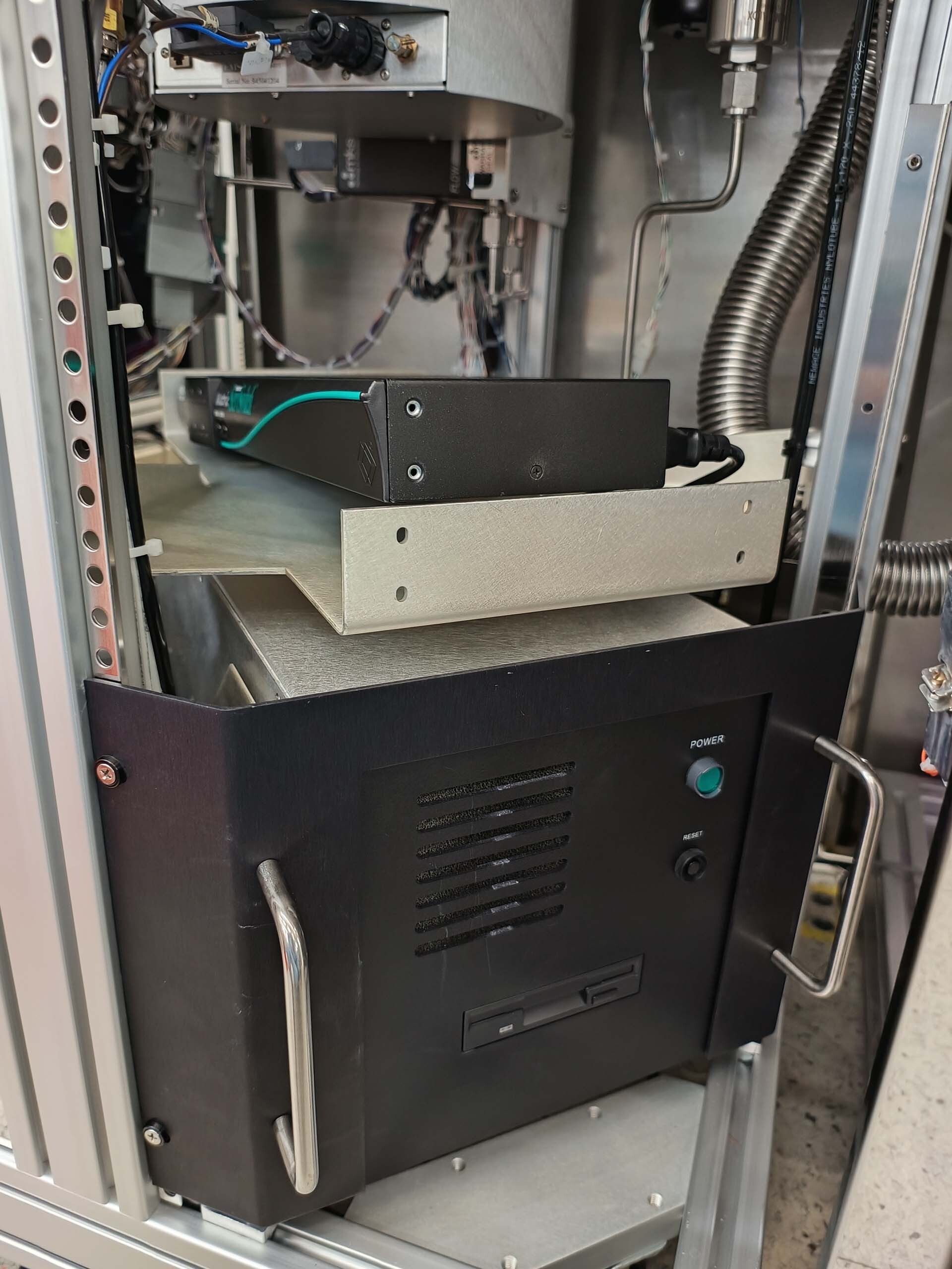 图为 已使用的 PLASMATHERM / UNAXIS LAPECVD 待售