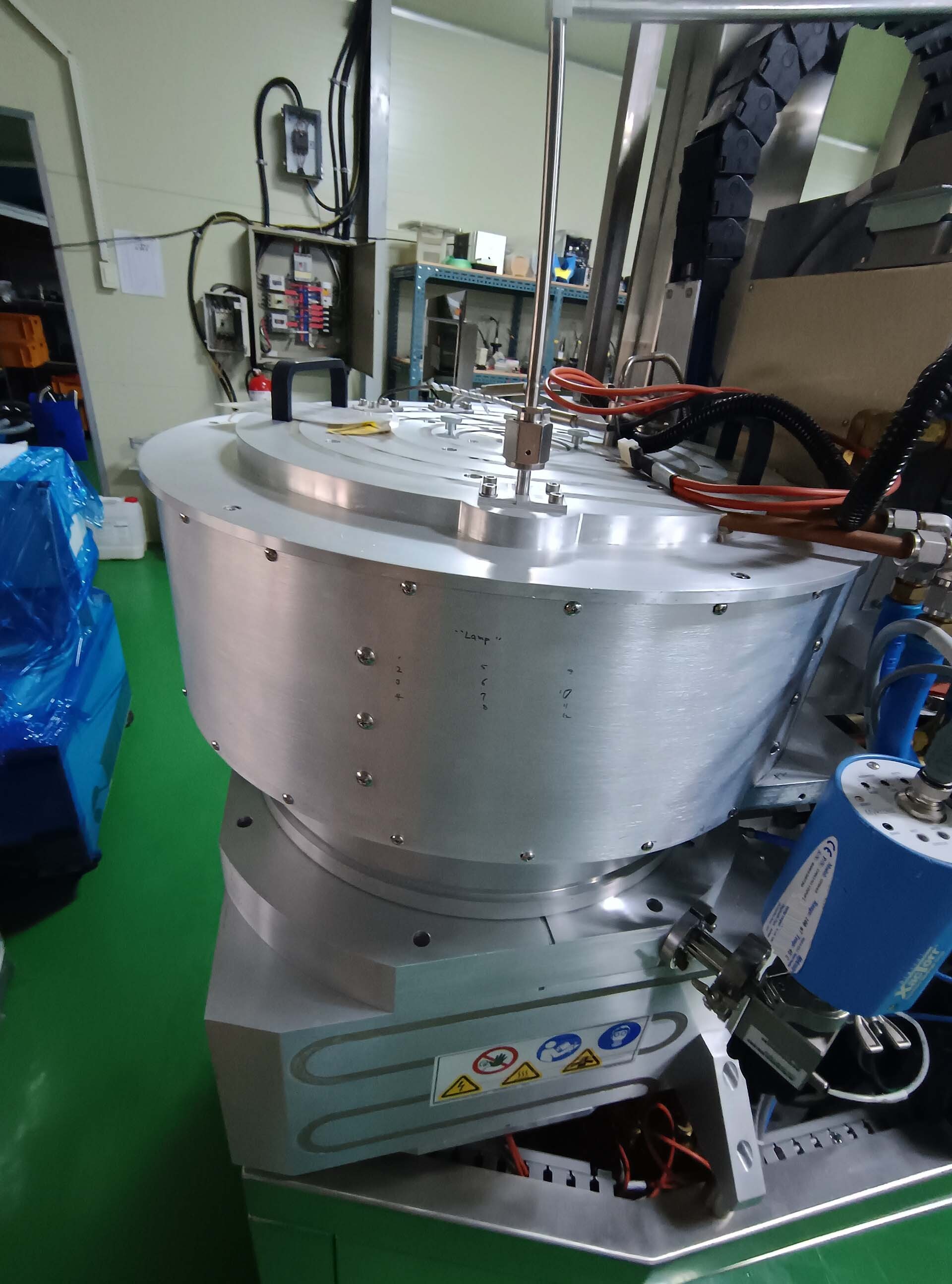 Photo Used PLASMATHERM / UNAXIS Versaline For Sale