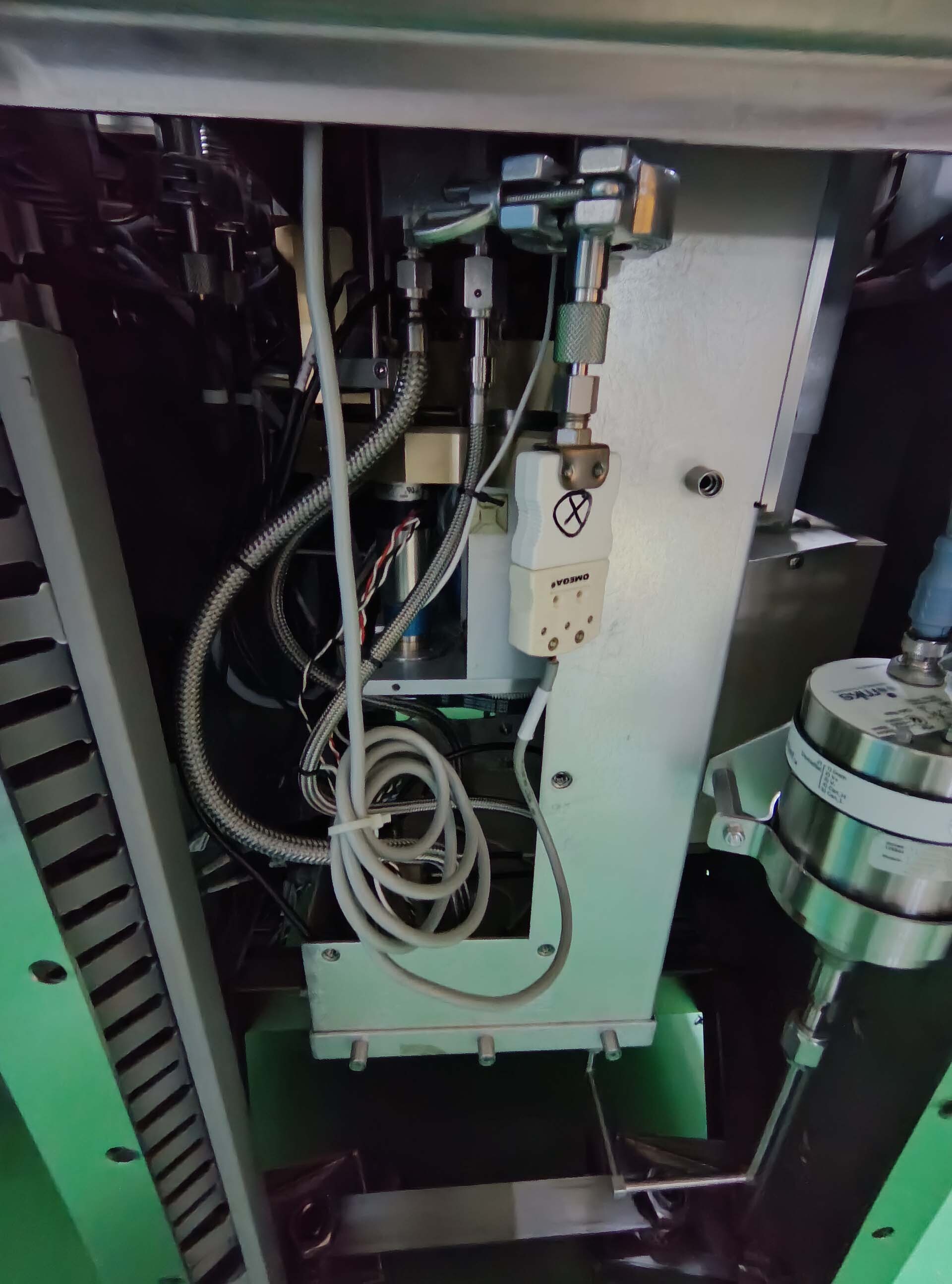 Photo Used PLASMATHERM / UNAXIS Versaline For Sale