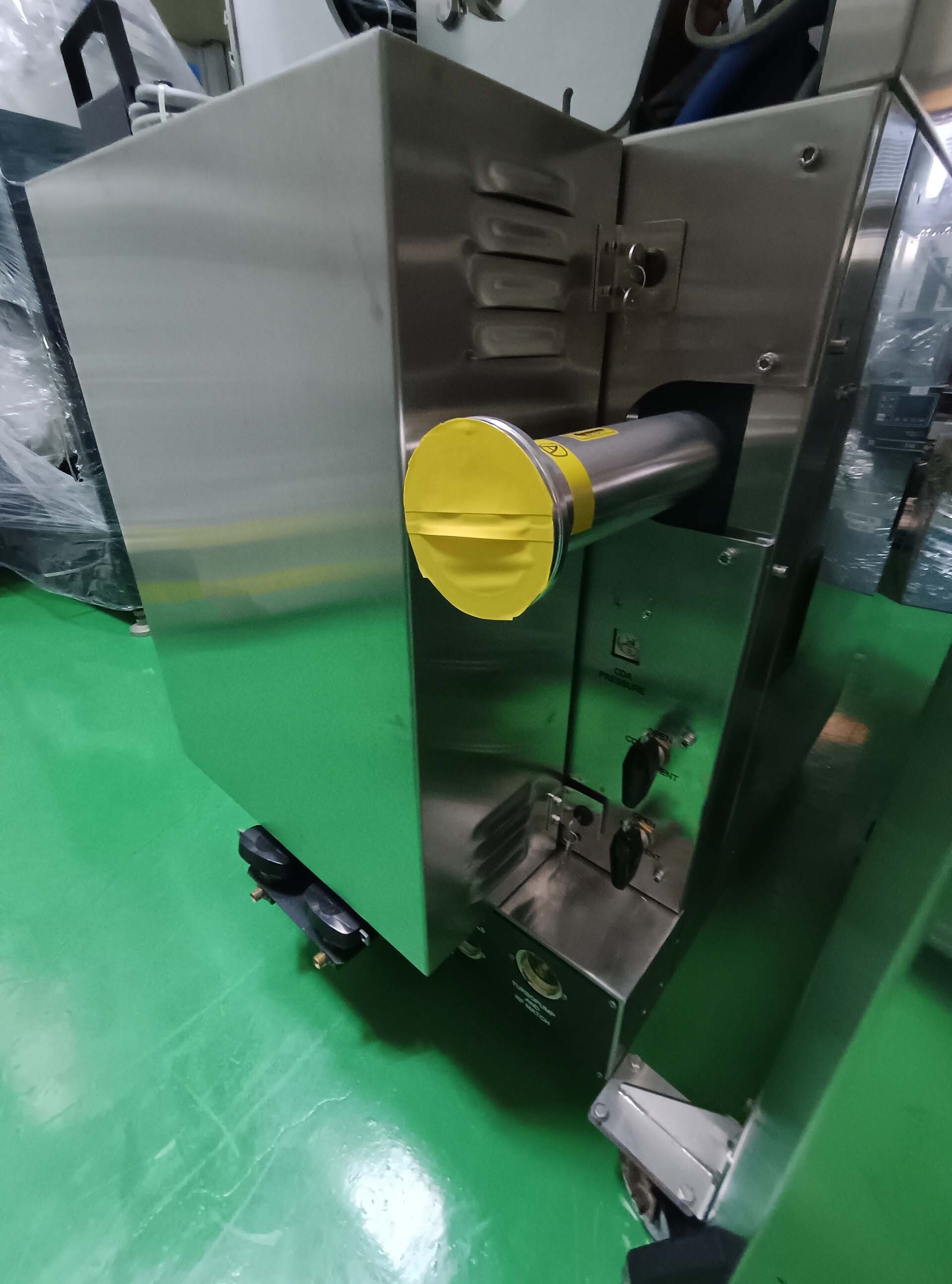 Photo Used PLASMATHERM / UNAXIS Versaline For Sale